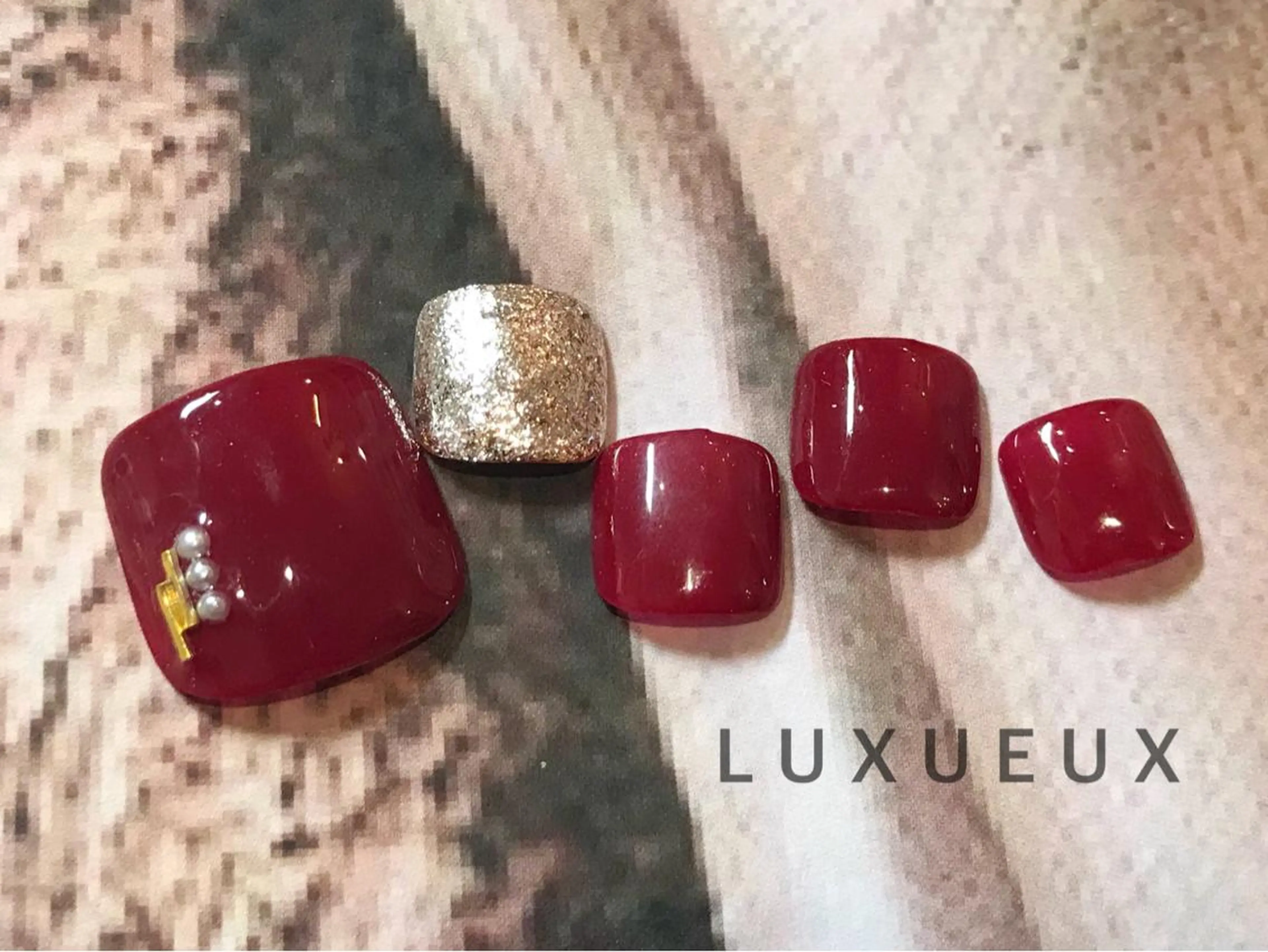 ネイル LUXUEUX春日店所属・LUXUEUX春日店 (ルクソー)のネイルデザイン