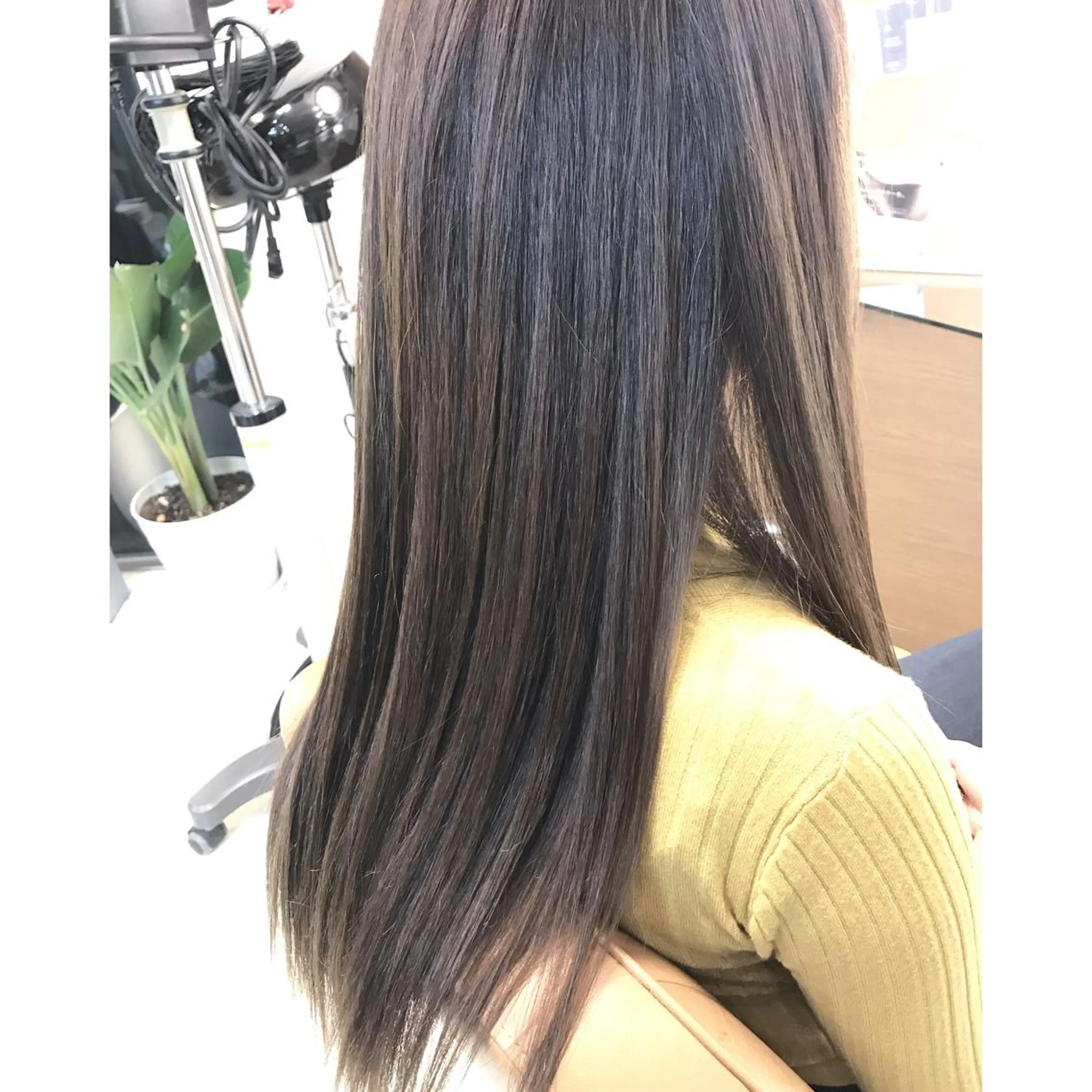 ロング カラー アディクシーカラー トリートメント 坂西 春果のマツエク・マツパデザイン