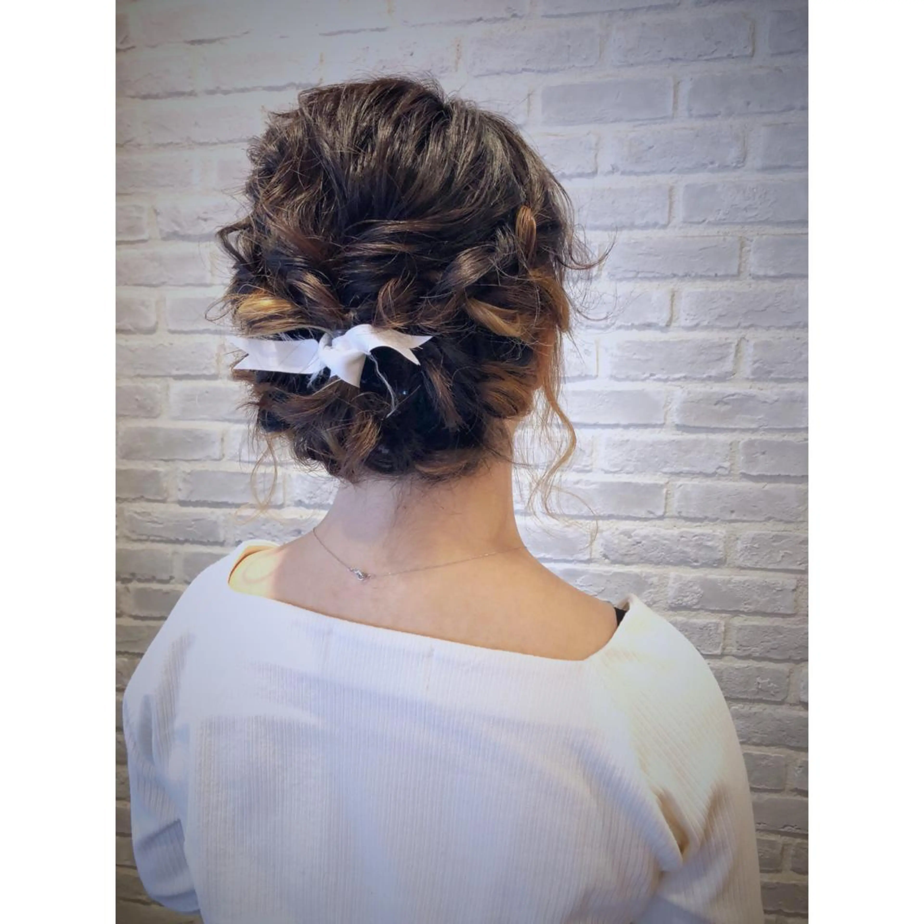 ミディアム カラー パーマ ヘアアレンジ 藤井 菜緒のヘアスタイル