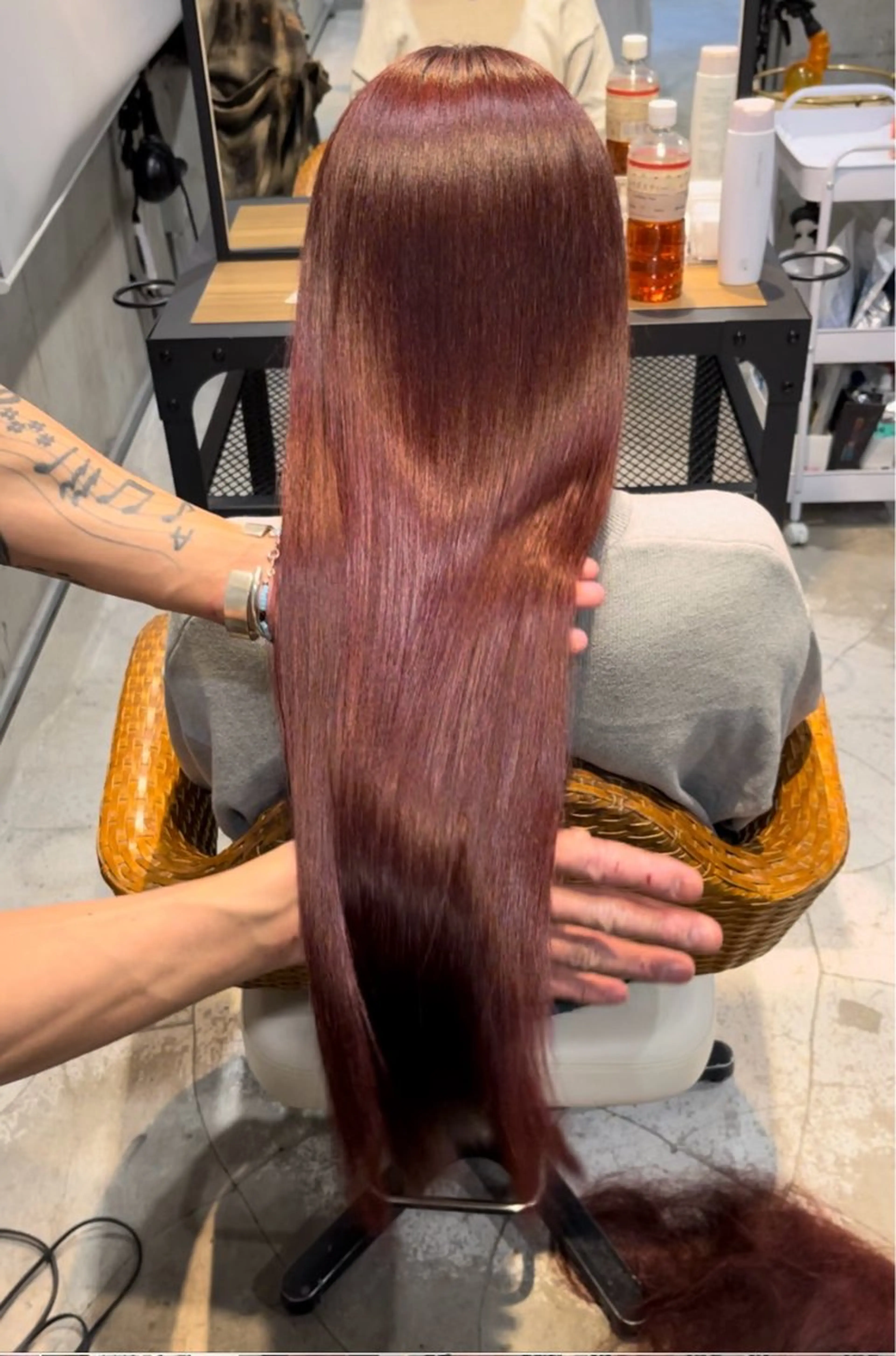 【ブリーチ特化の本気の髪質改善✨ハイブリーチ毛対応🫧】ブリーチ美髪矯正(縮毛矯正)×カット×髪質改善ケアトリートメントの写真