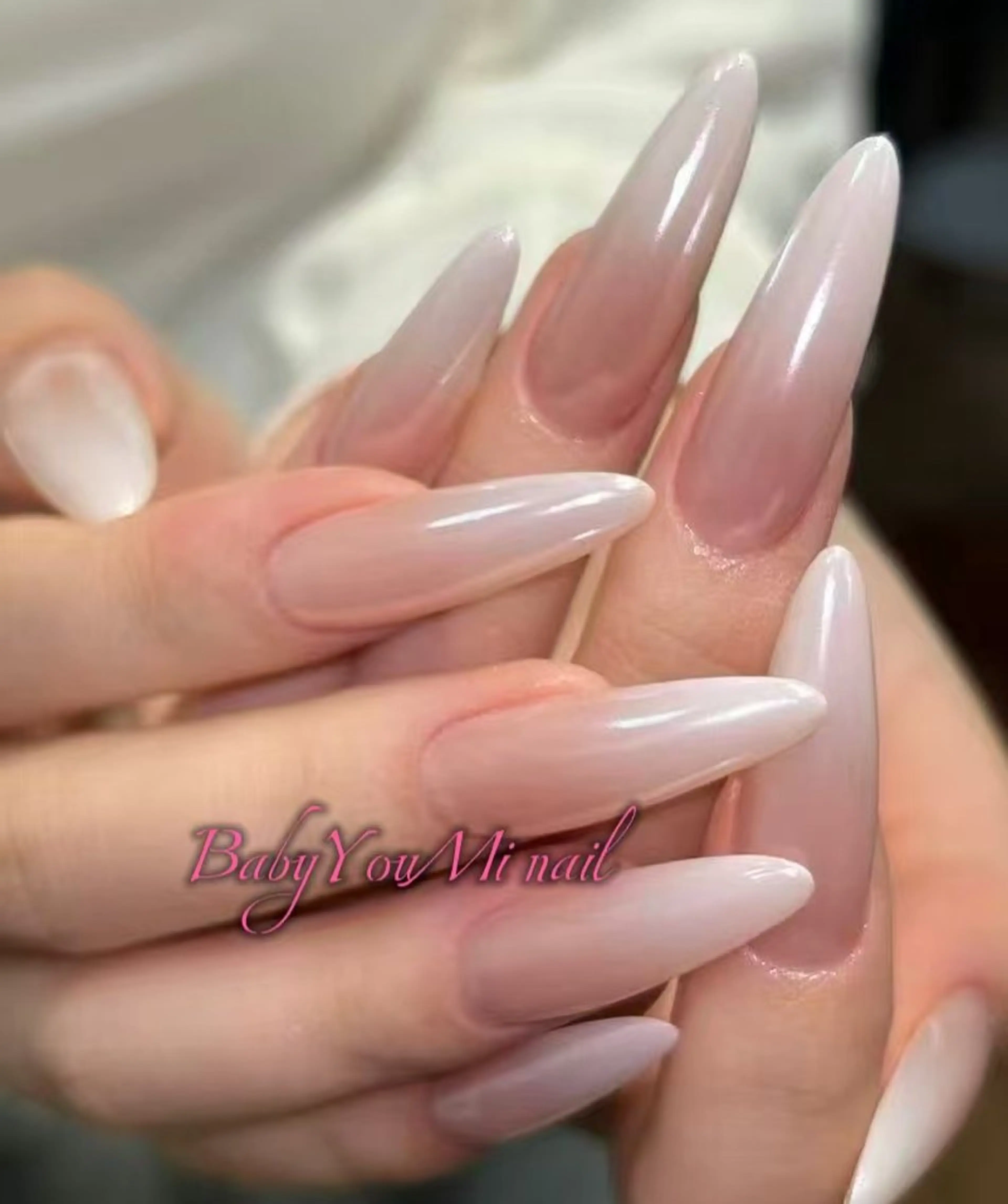 ネイル オーロラネイル フラワーネイル フットネイル フレンチネイル ジェルネイル ハンドネイル BabyYouMi ねねのネイルデザイン