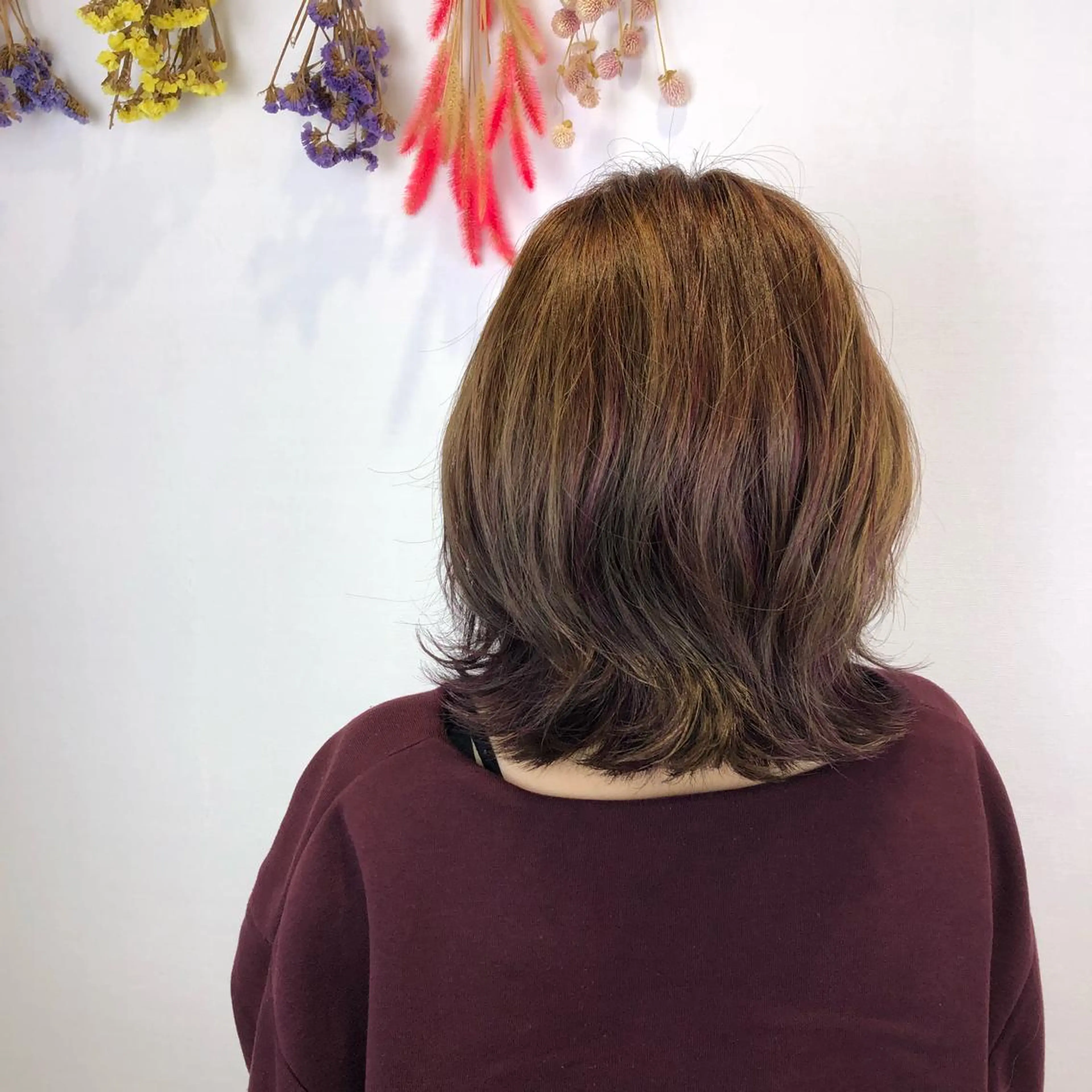 カラー アッシュ ブリーチ デザインカラー ハイライトカラー ベージュ/インナー カラー🤍Rieのヘアスタイル