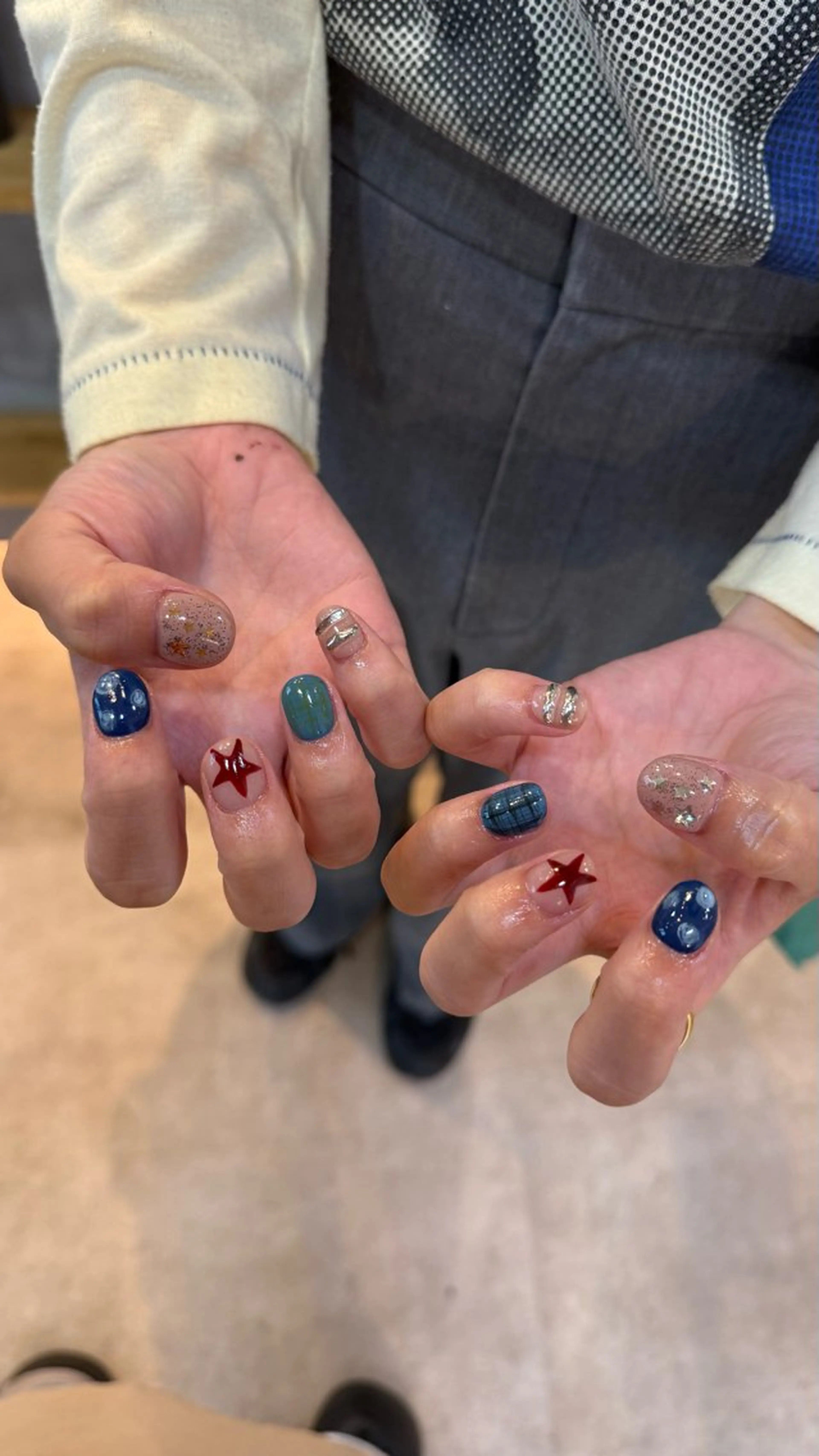 ネイル ハンドネイル nailscue hinonのネイルデザイン