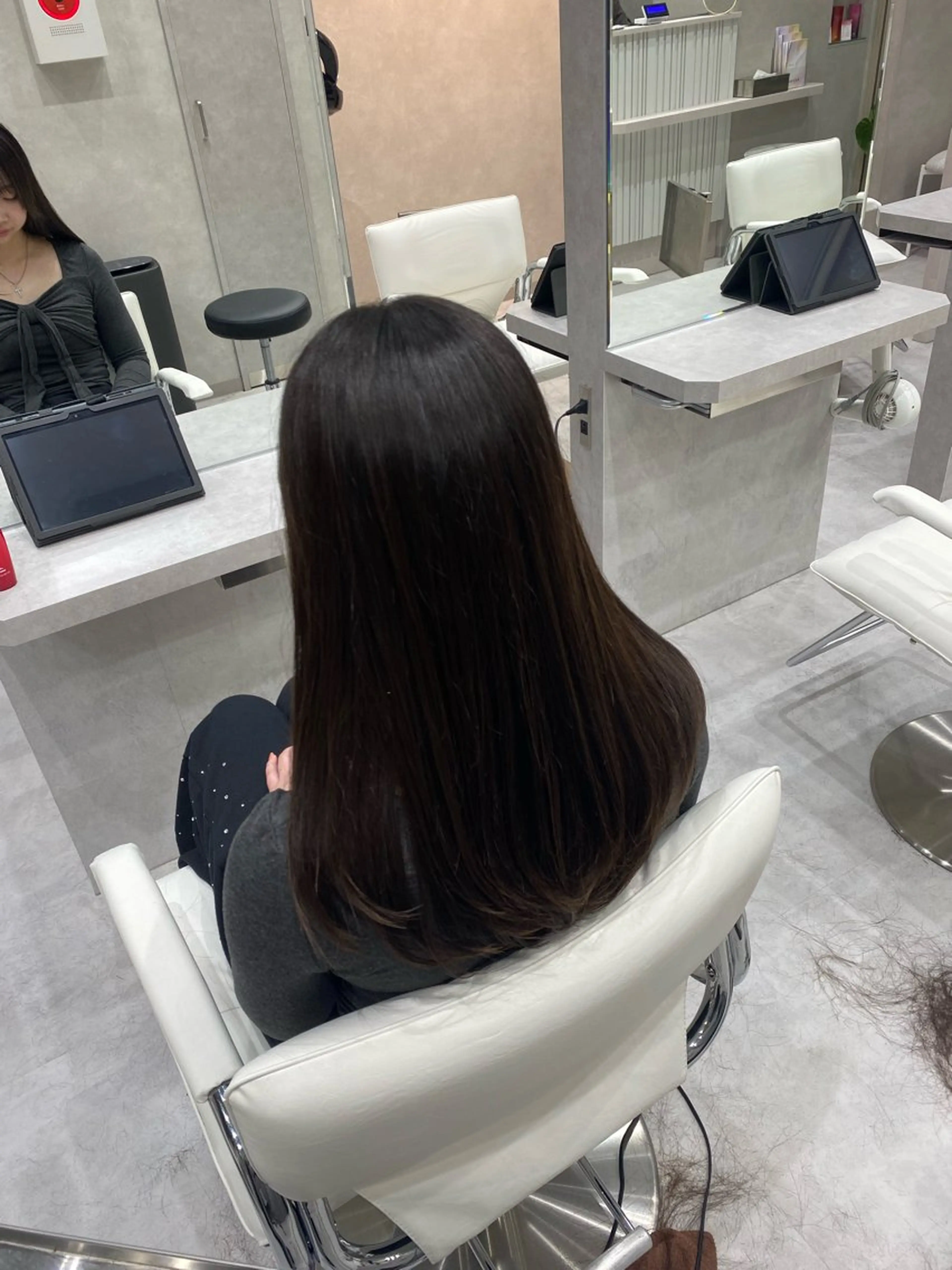 ロング 縮毛矯正 髪質改善/美髪矯正 🫧山本勇輝🫧のヘアスタイル