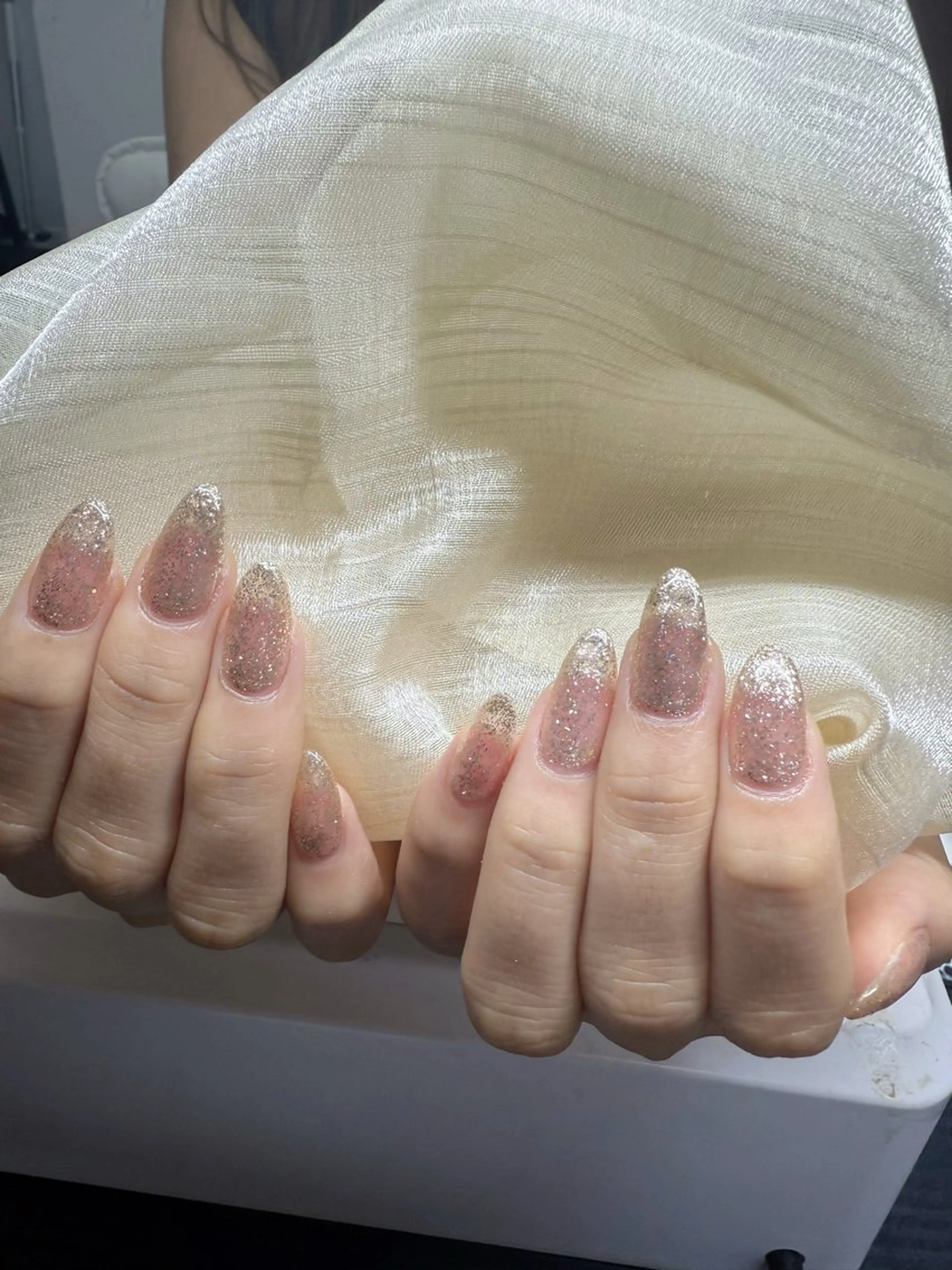 ネイル ハンドネイル R nailsalon所属・Rネルサイン よ よのネイルデザイン