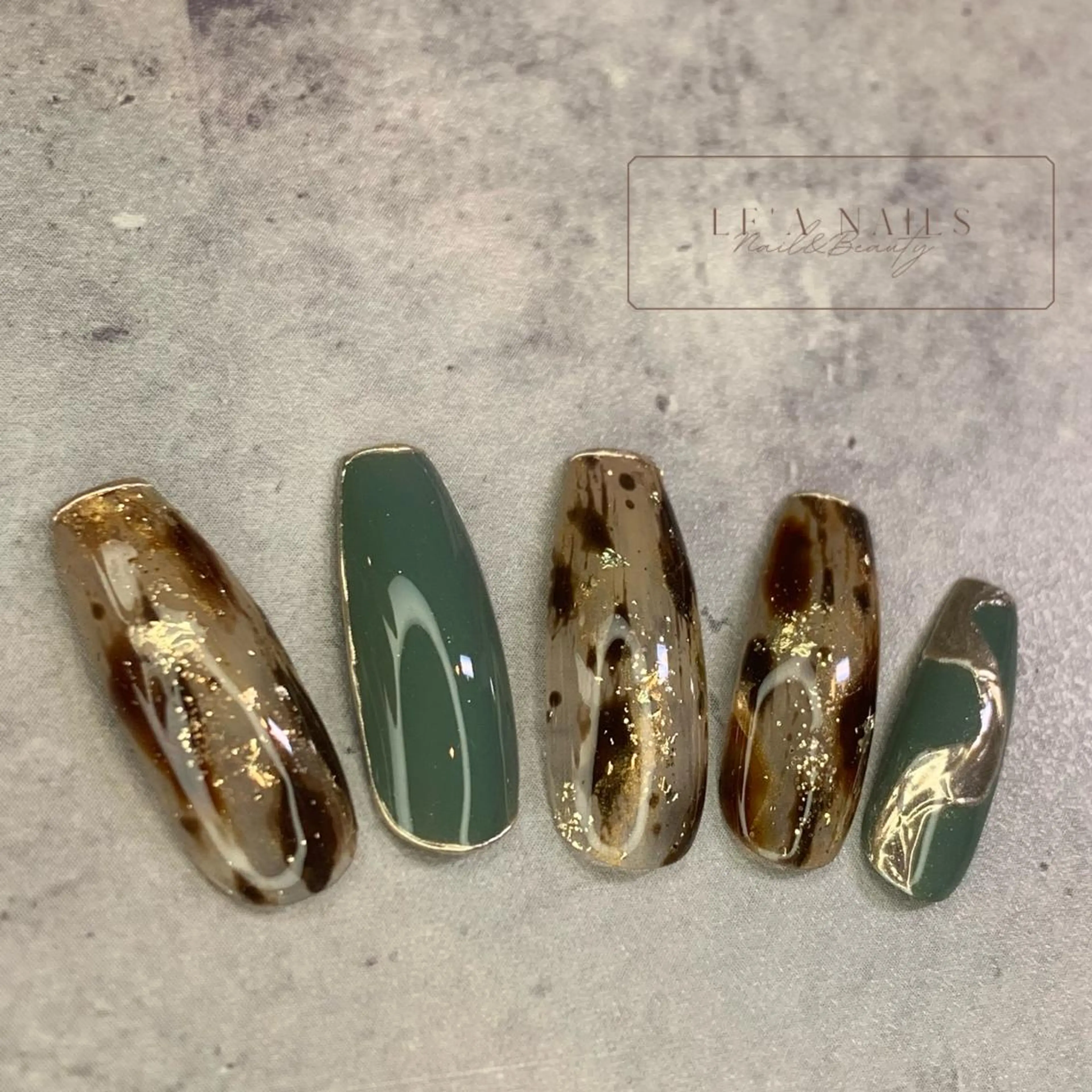 ネイル ハンドネイル LE'A NAILSのネイルデザイン