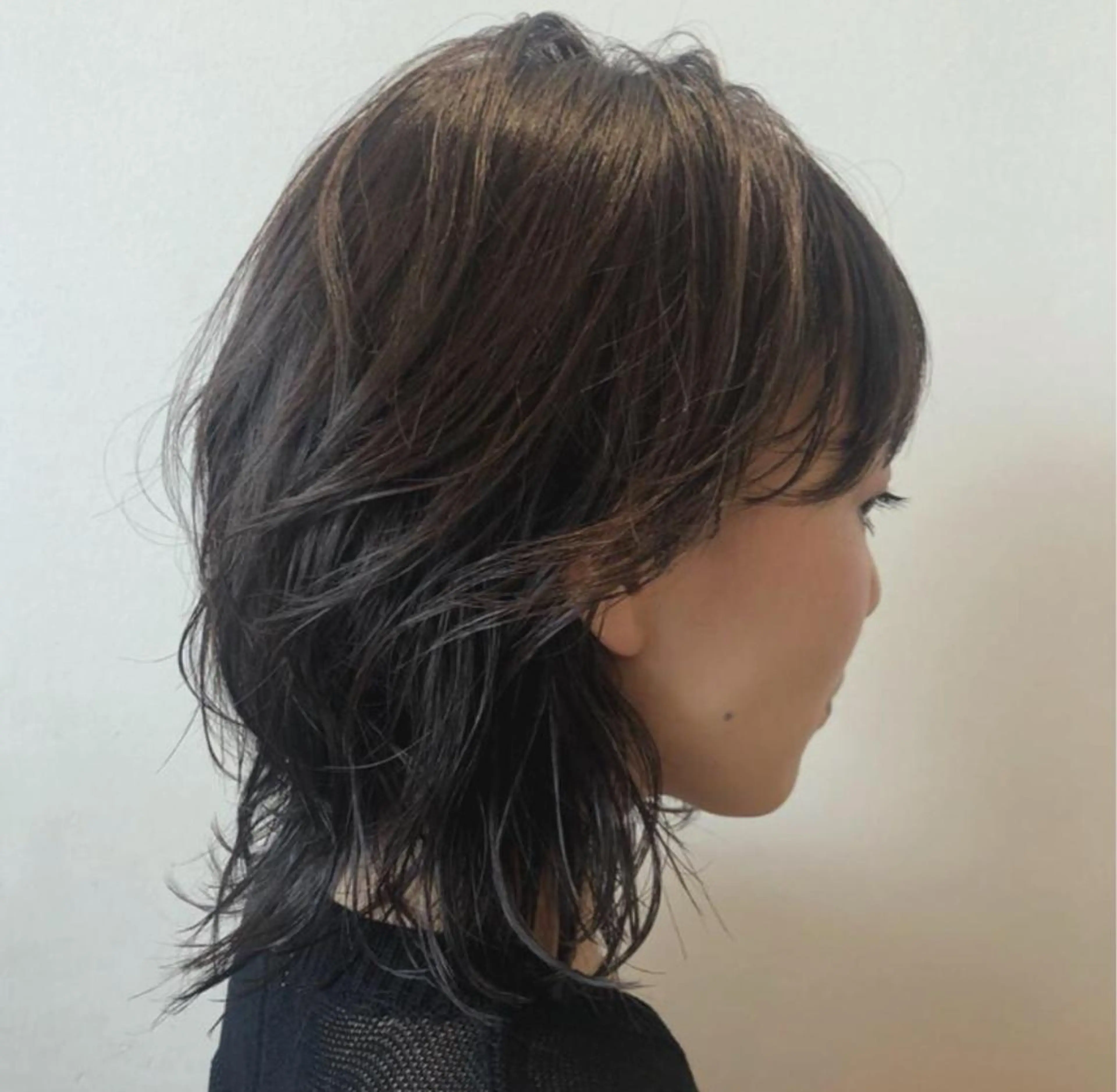 ミディアム カラー パーマ ヘアアレンジ レイヤーカット ニシダヒカリ🌙 髪質改善×似合わせのヘアスタイル