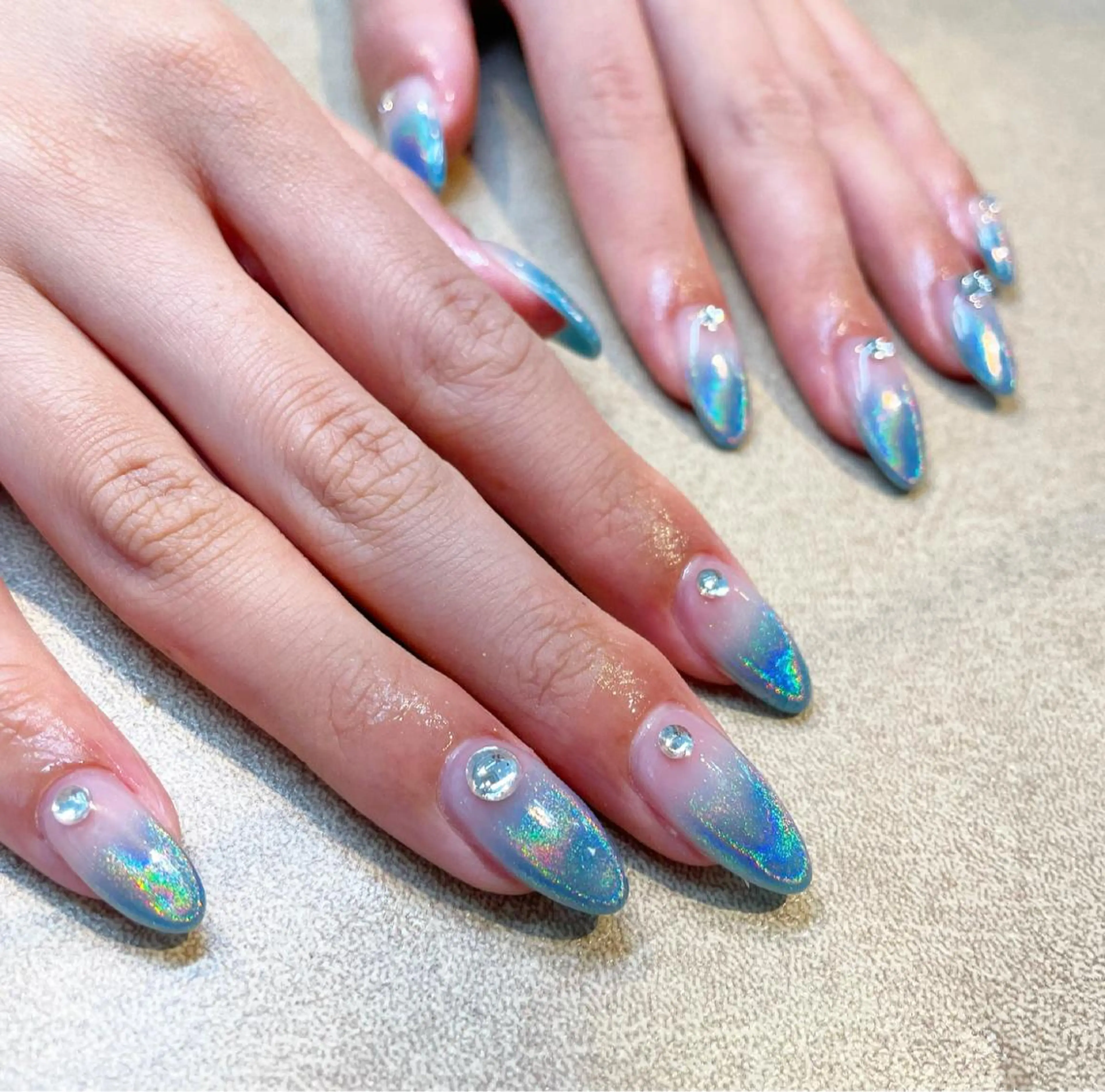 ネイル ハンドネイル 鈴木 華乃のネイルデザイン