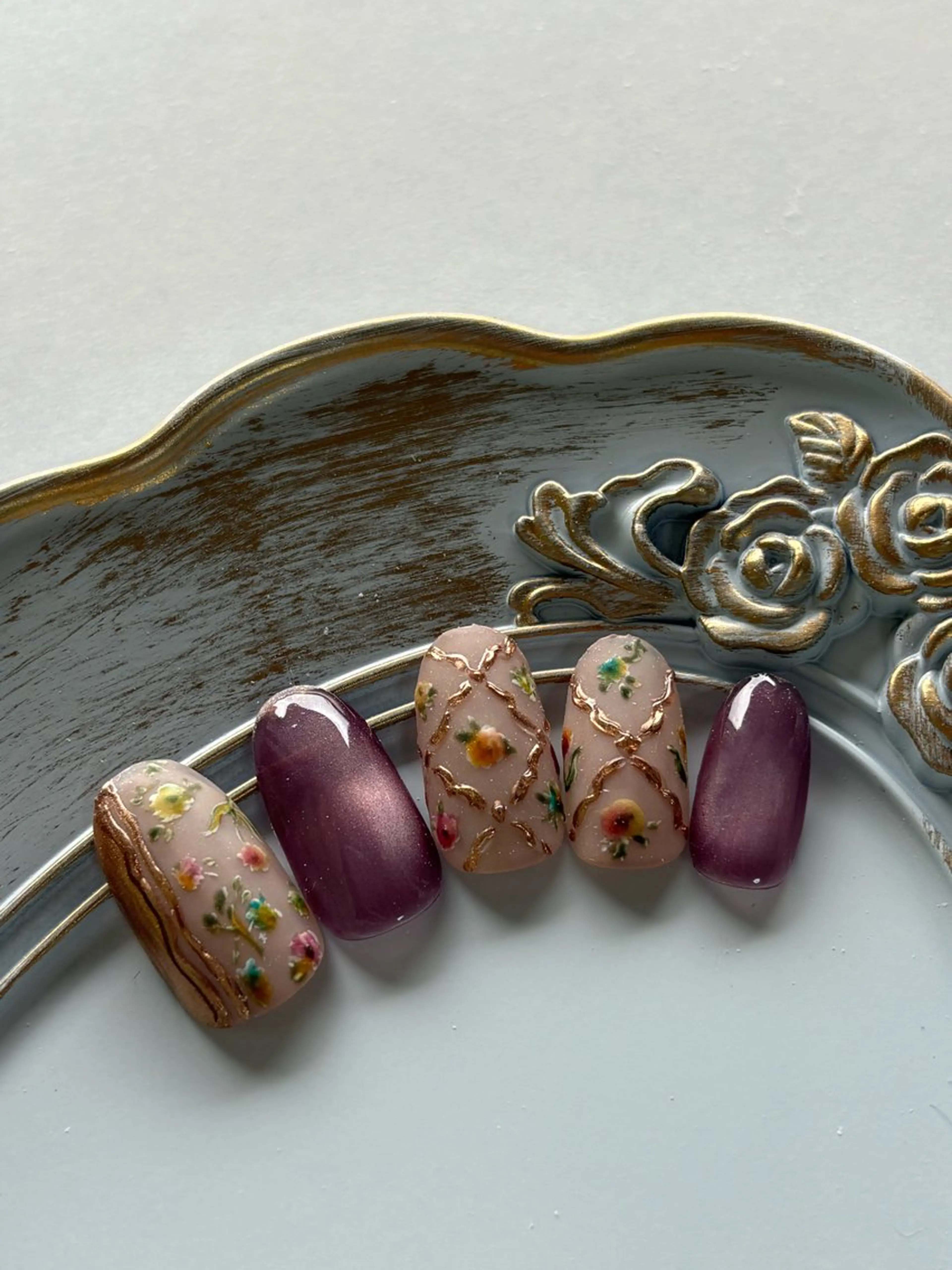 ネイル ハンドネイル FIORITURA Maikoのネイルデザイン