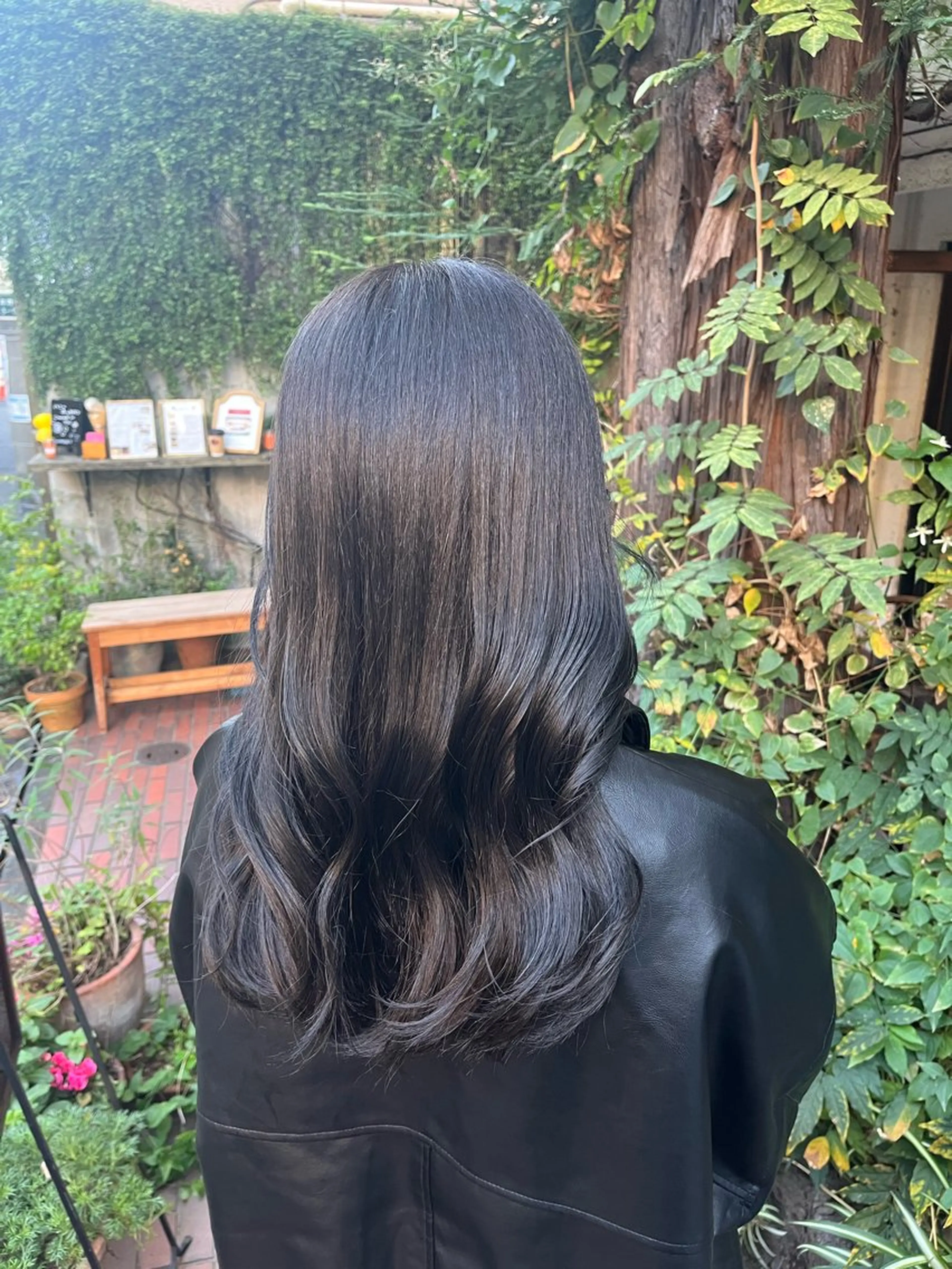 ミディアム カラー うる艶カラー× ハイトーン/miuのヘアスタイル