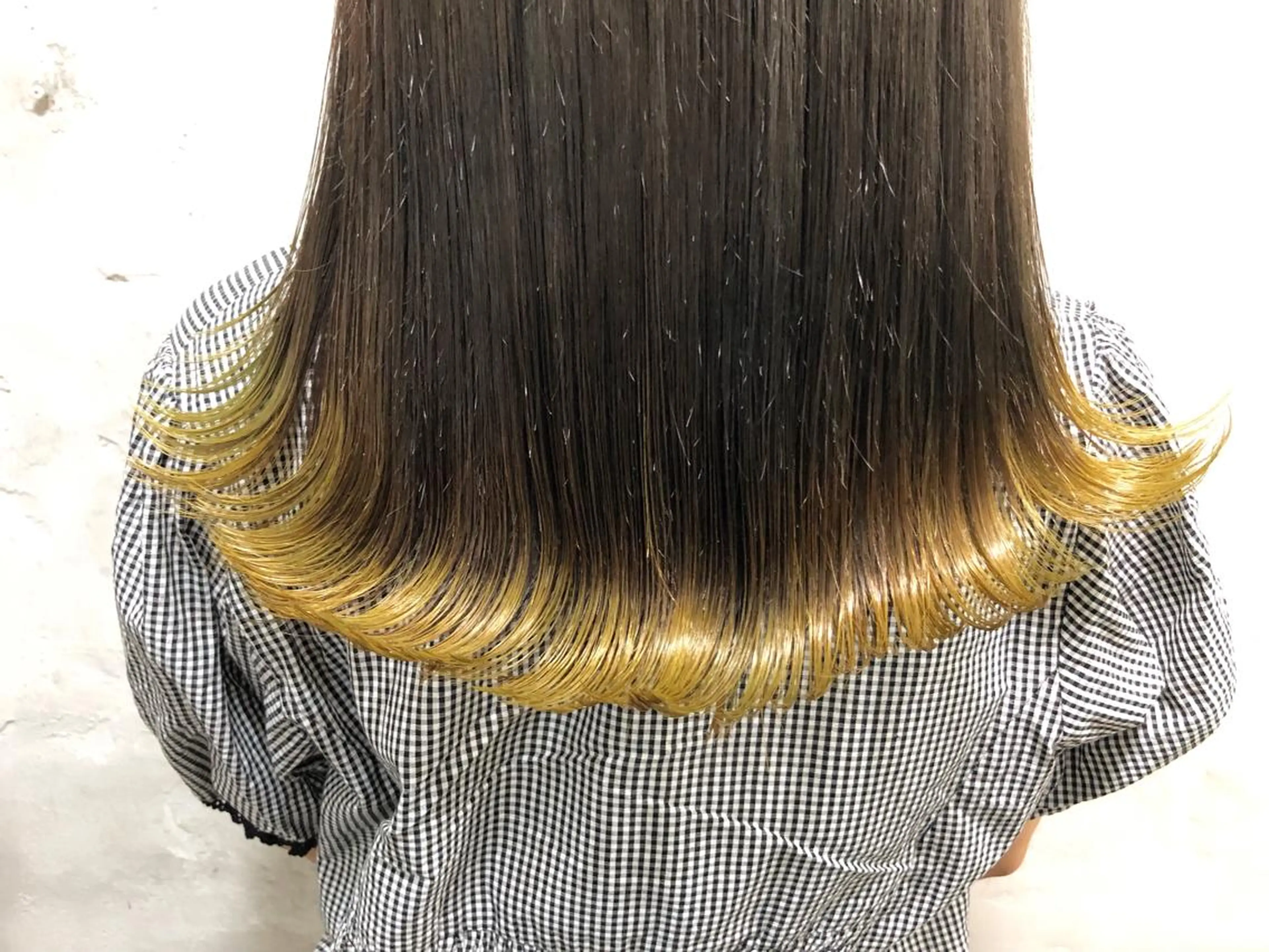 ミディアム カラー ヘアアレンジ ヘアカラー 遠藤 拓馬のヘアスタイル