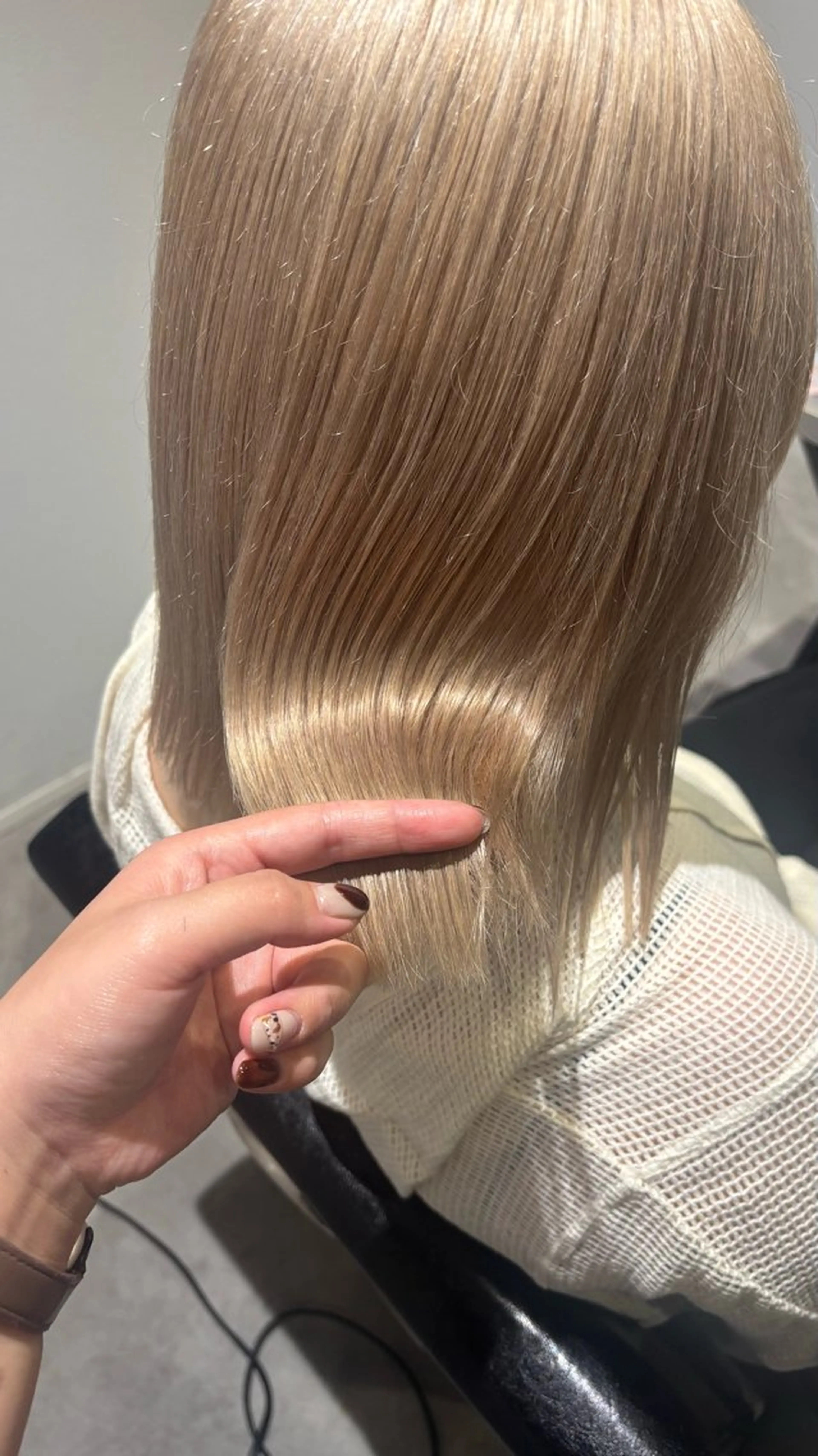 ミディアム ヘアカラー トリートメント 長尾ゆりの/ボブ/ ベージュ/ハイトーンのヘアスタイル