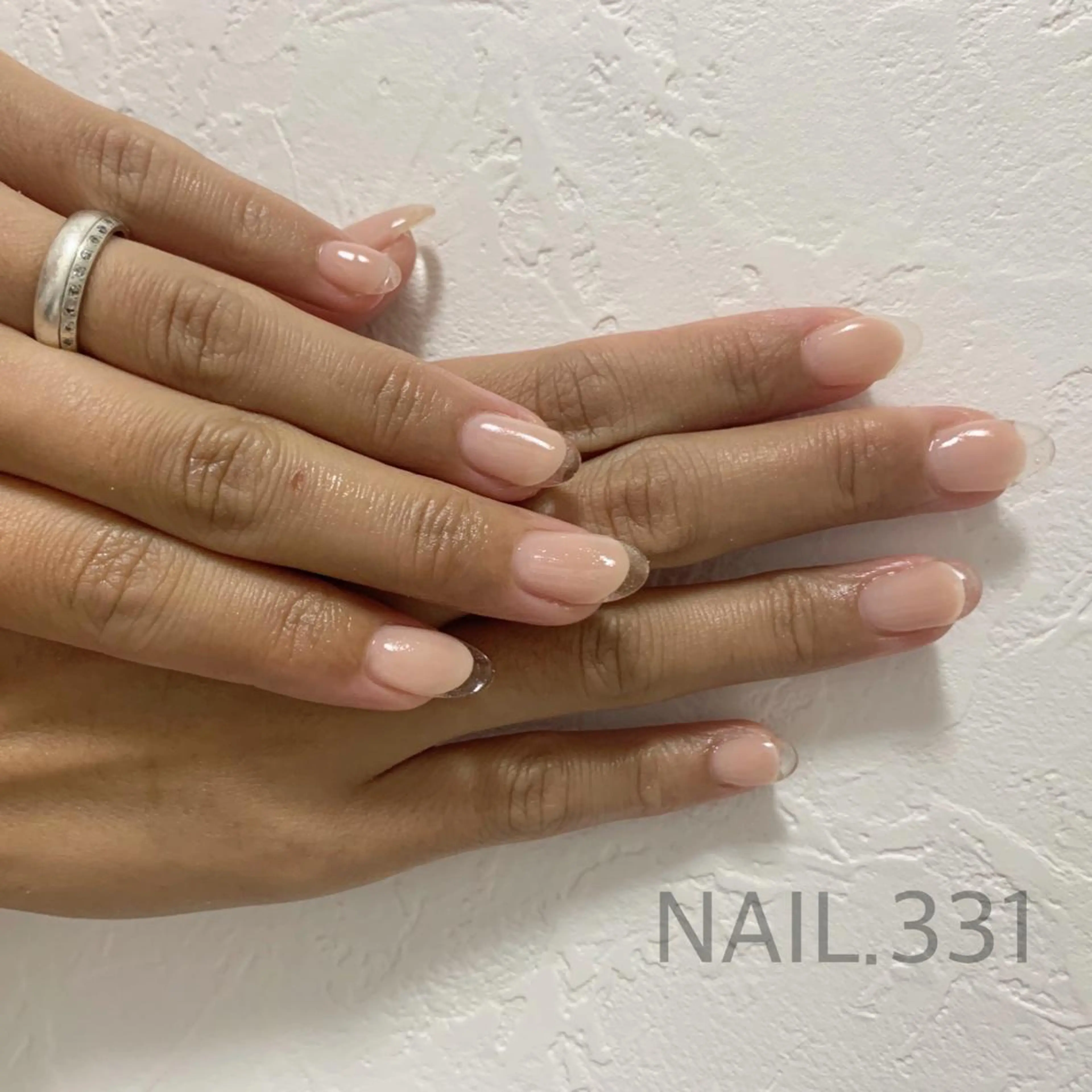 ネイル オーロラネイル クリアネイル フラッシュネイル フレンチネイル マグネットネイル NAIL.331所属・Nail 331のネイルデザイン