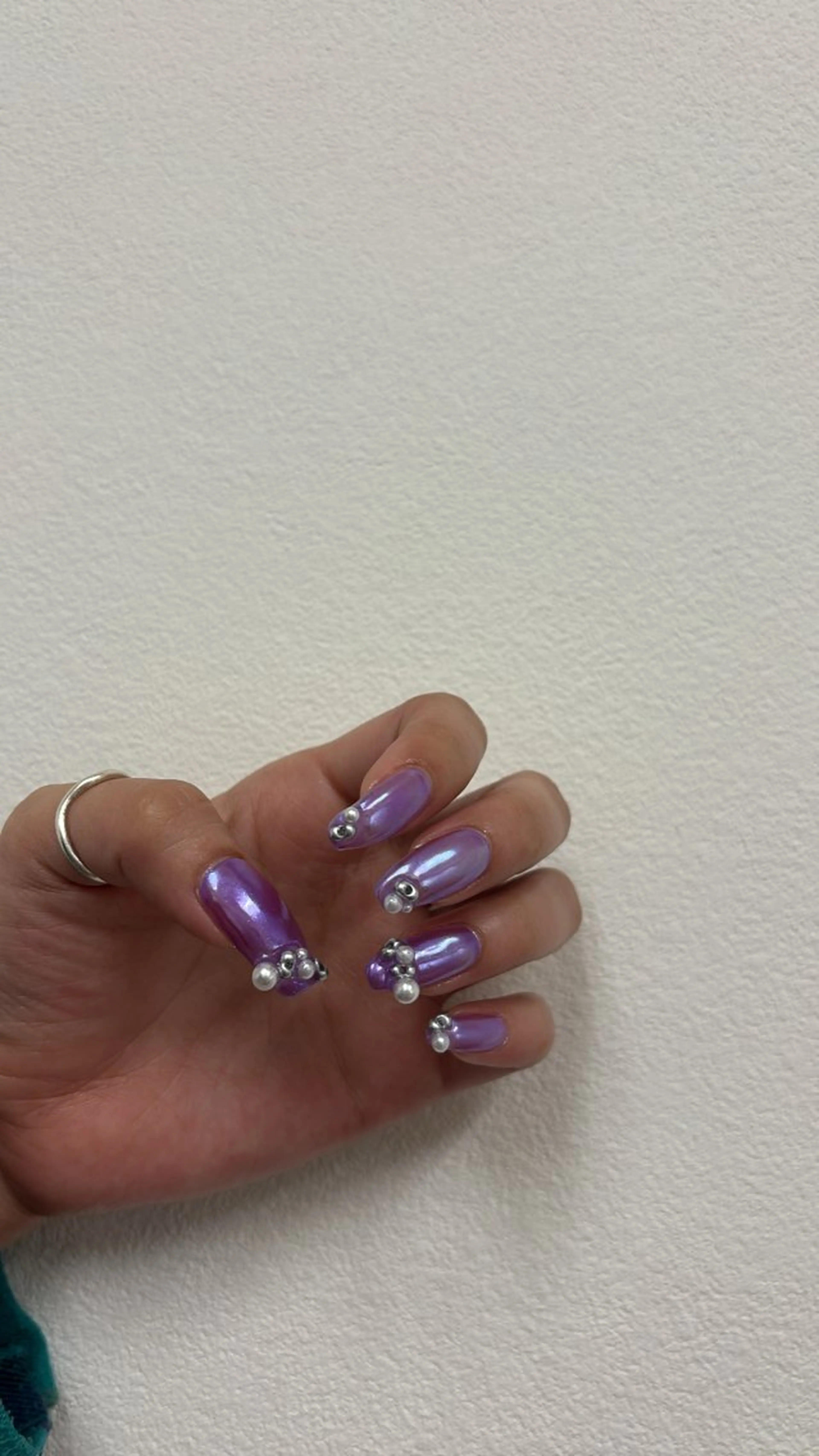 ネイル nailsalon　hue所属・小山 羽奈のネイルデザイン