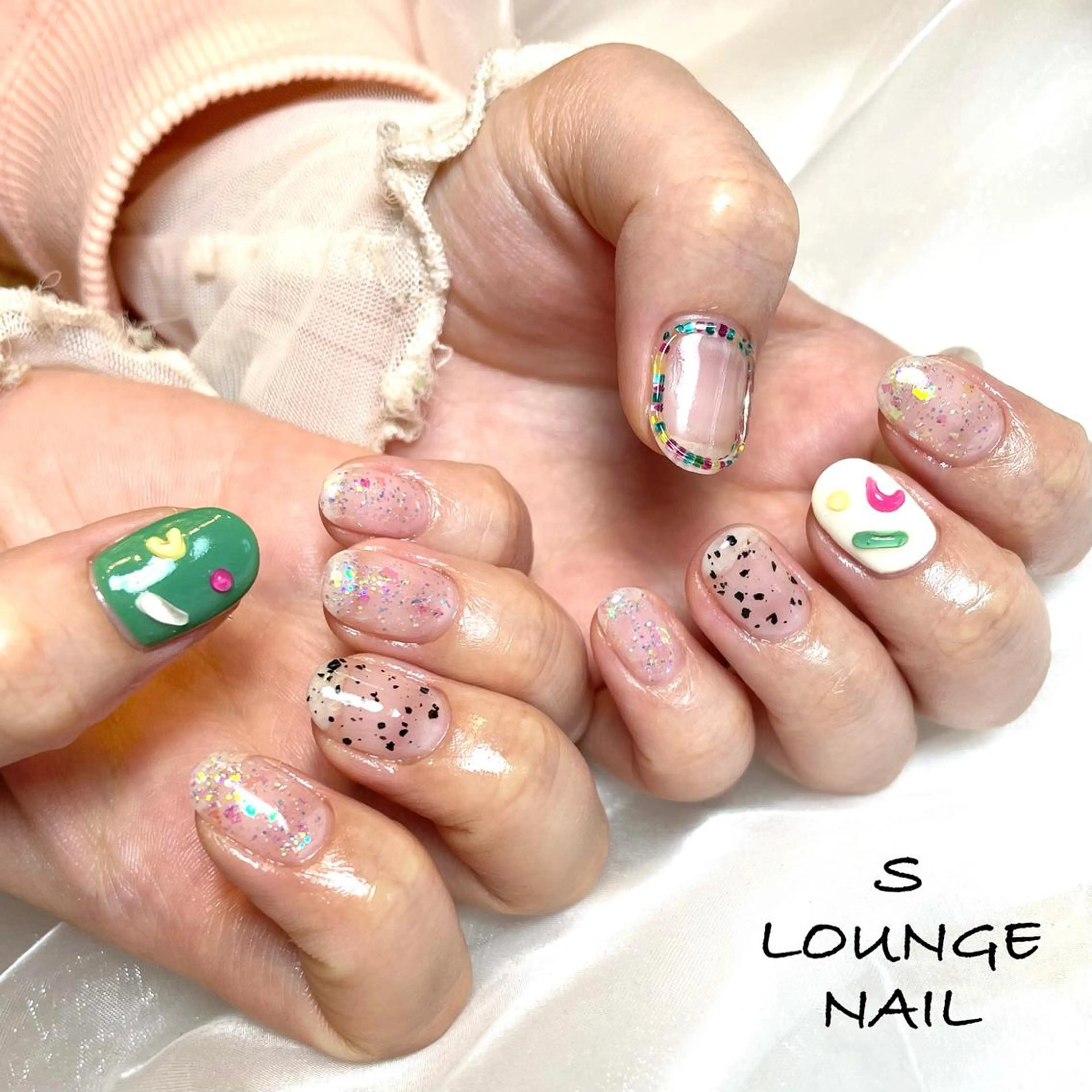ネイル ハンドネイル フットネイル S LOUNGE NAIL所属・パーツたくさん🍓 SUMIのネイルデザイン