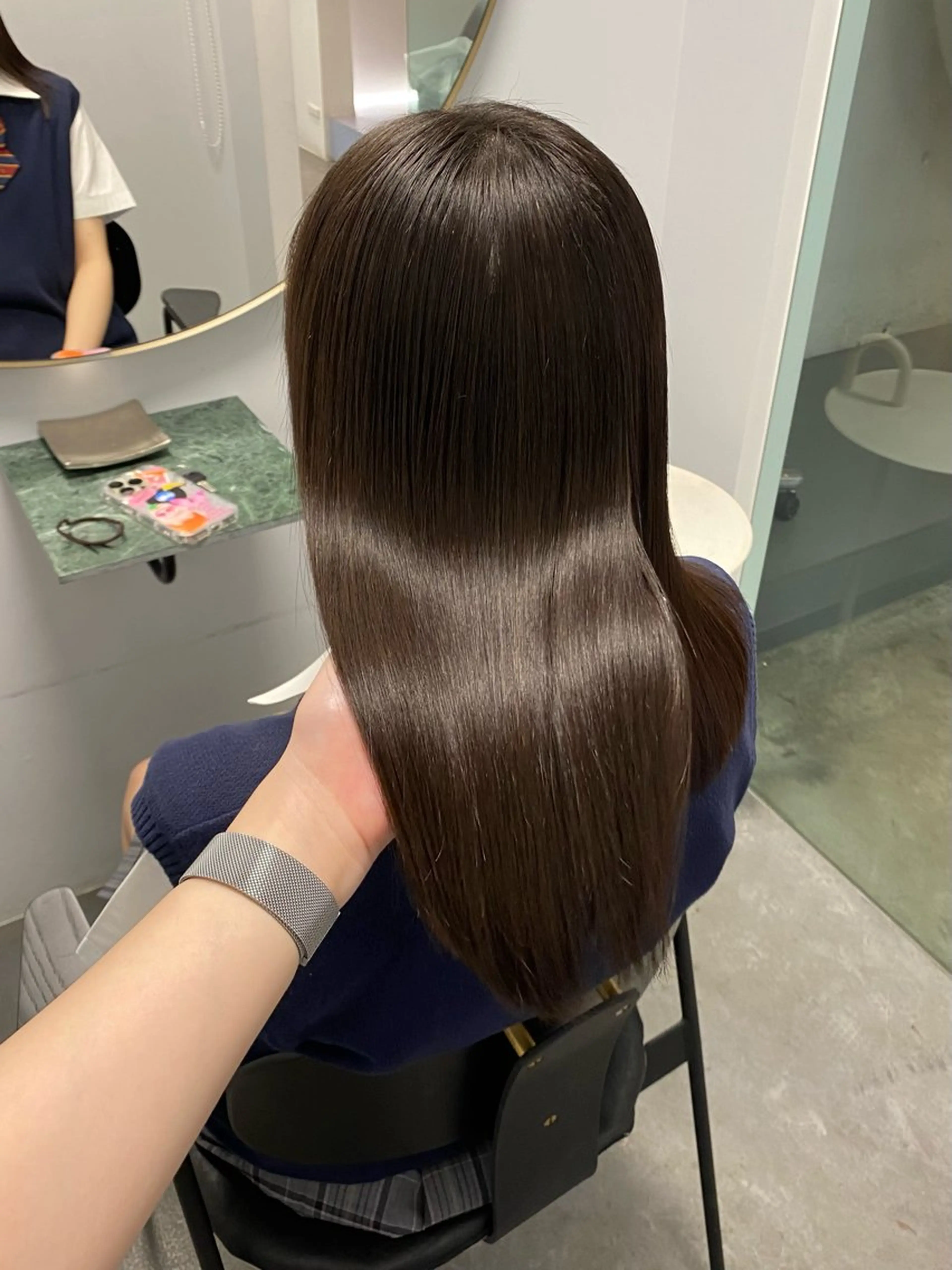 〈 期間限定価格💡 〉縮毛矯正 ＋ 艶トリートメントの写真