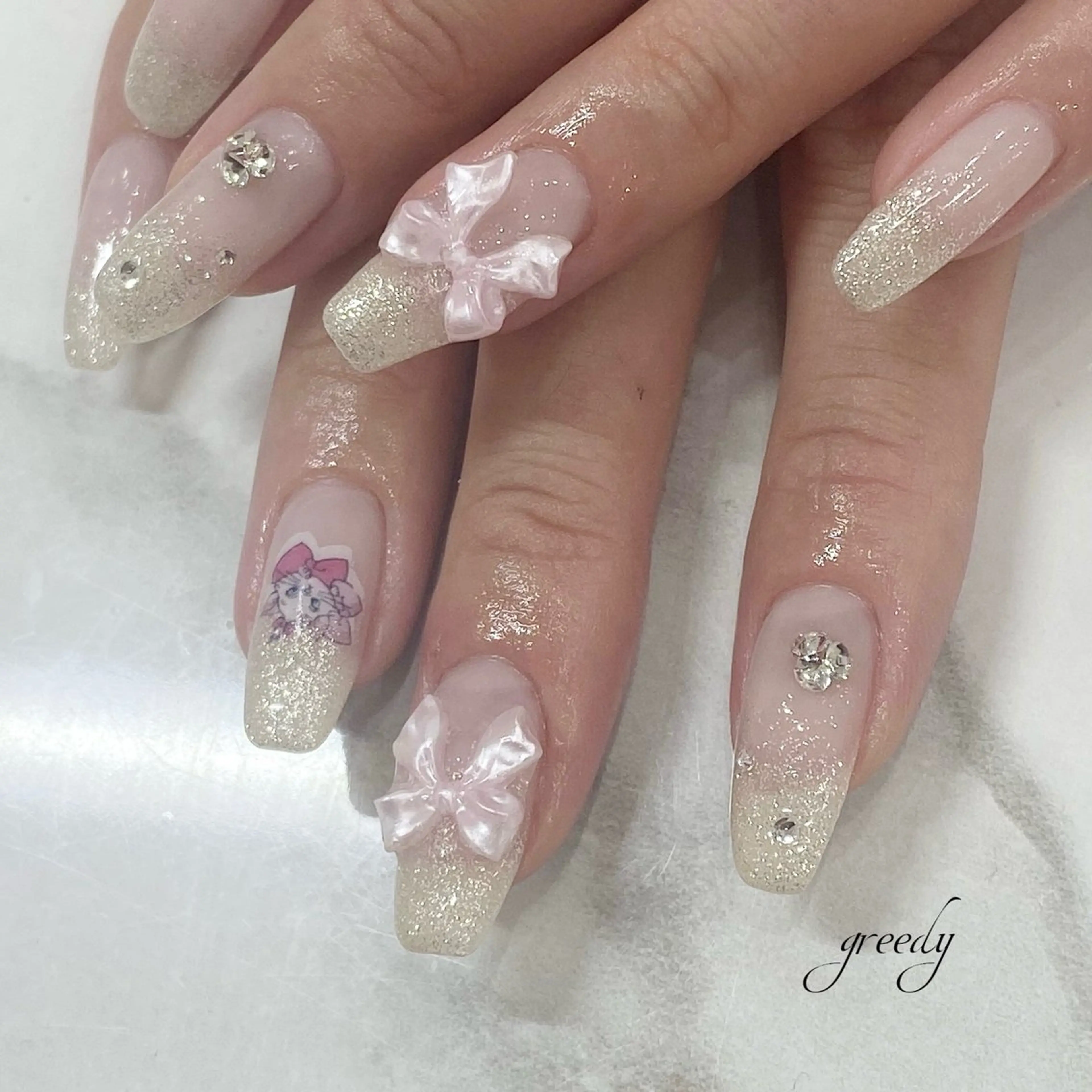 ネイル グラデーション 持ち込み リボン greedy 東山店 田之上のネイルデザイン