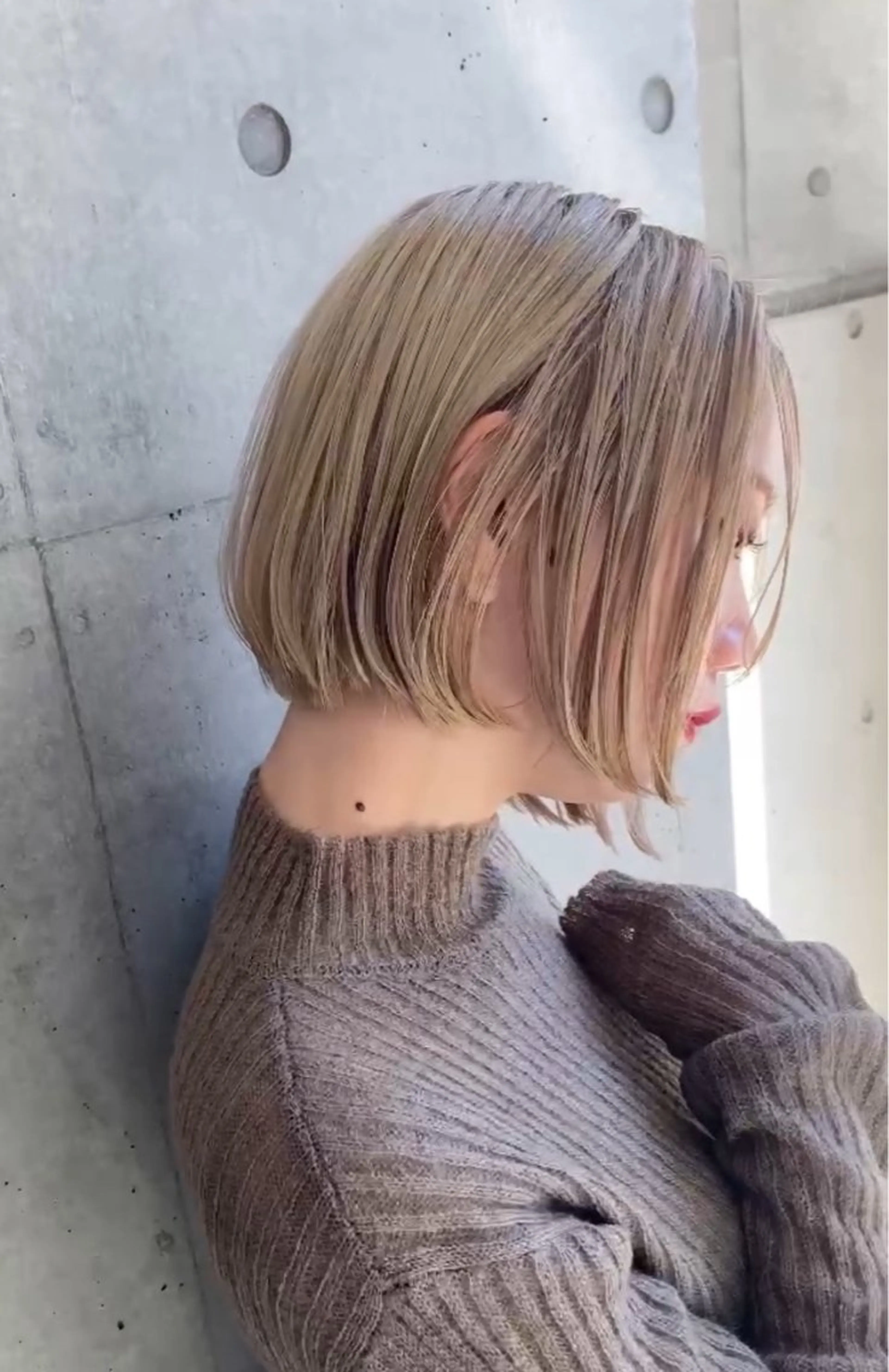 ショート ヘアカラー トリートメント メンズ/ハイトーン 【yoshiki】のヘアスタイル