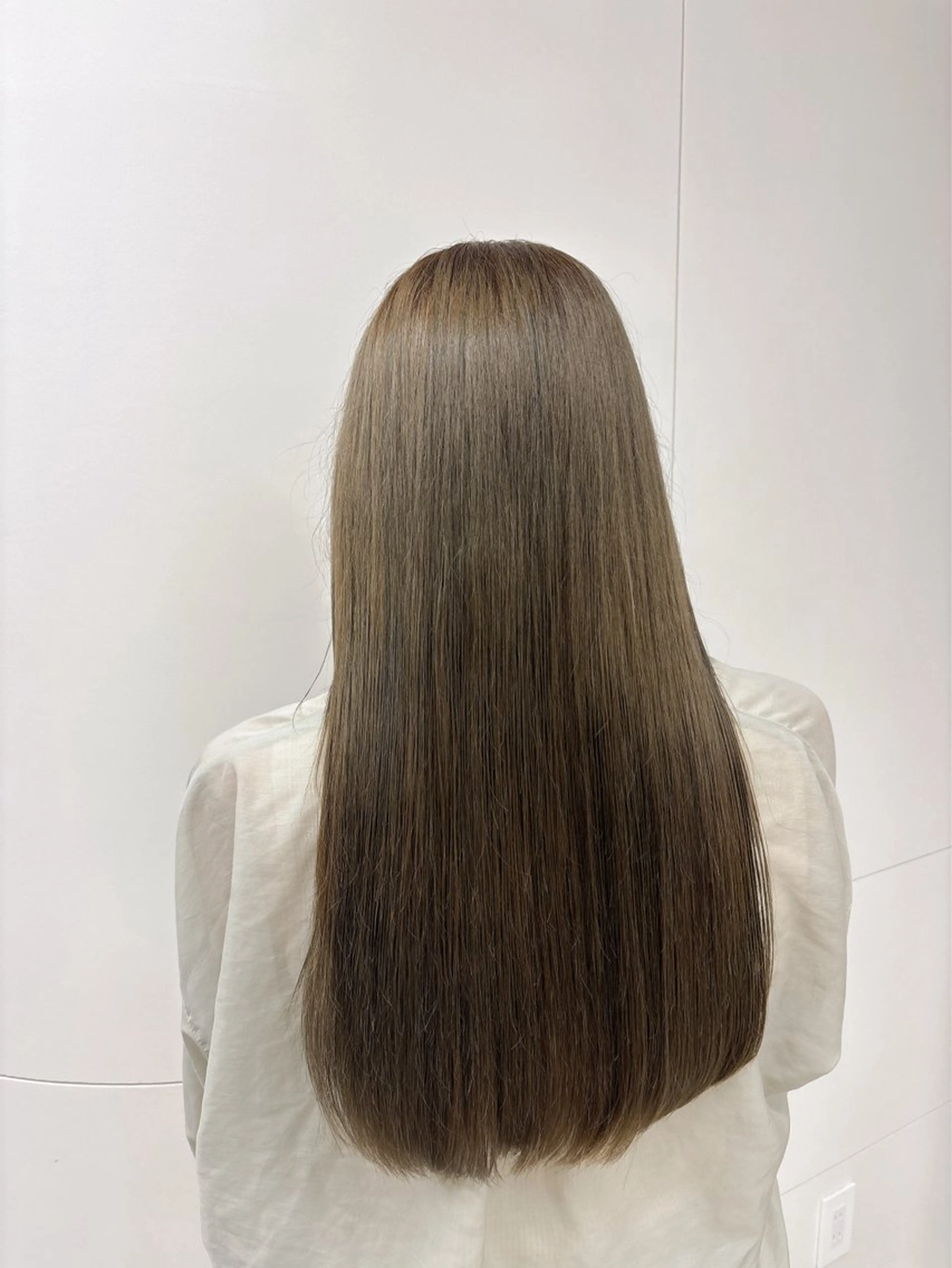 ロング makoto⌇レイヤ ー⌇艶カラー🍒‎のヘアスタイル