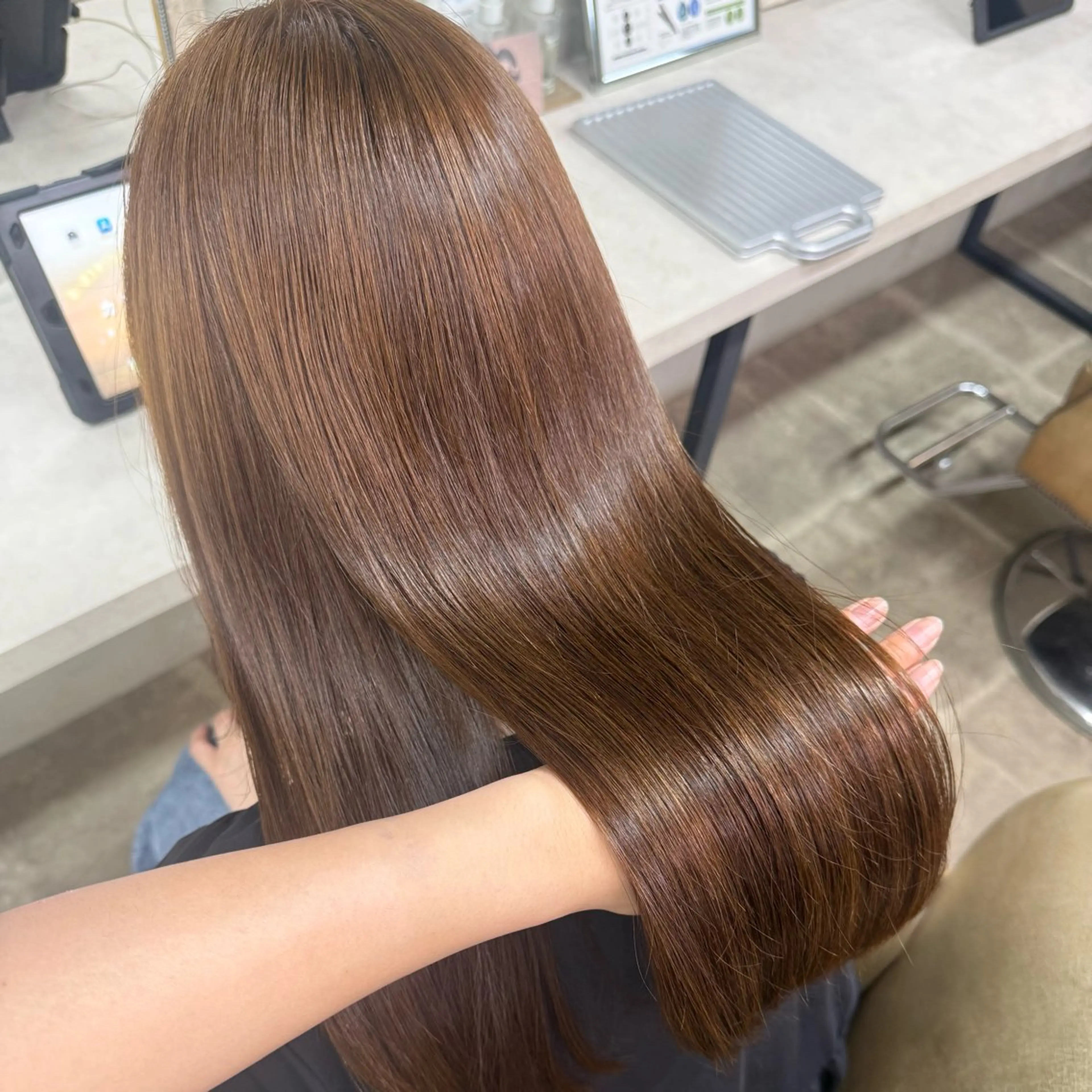 ロング カラー ヘアカラー トリートメント Blast Erikaのヘアスタイル
