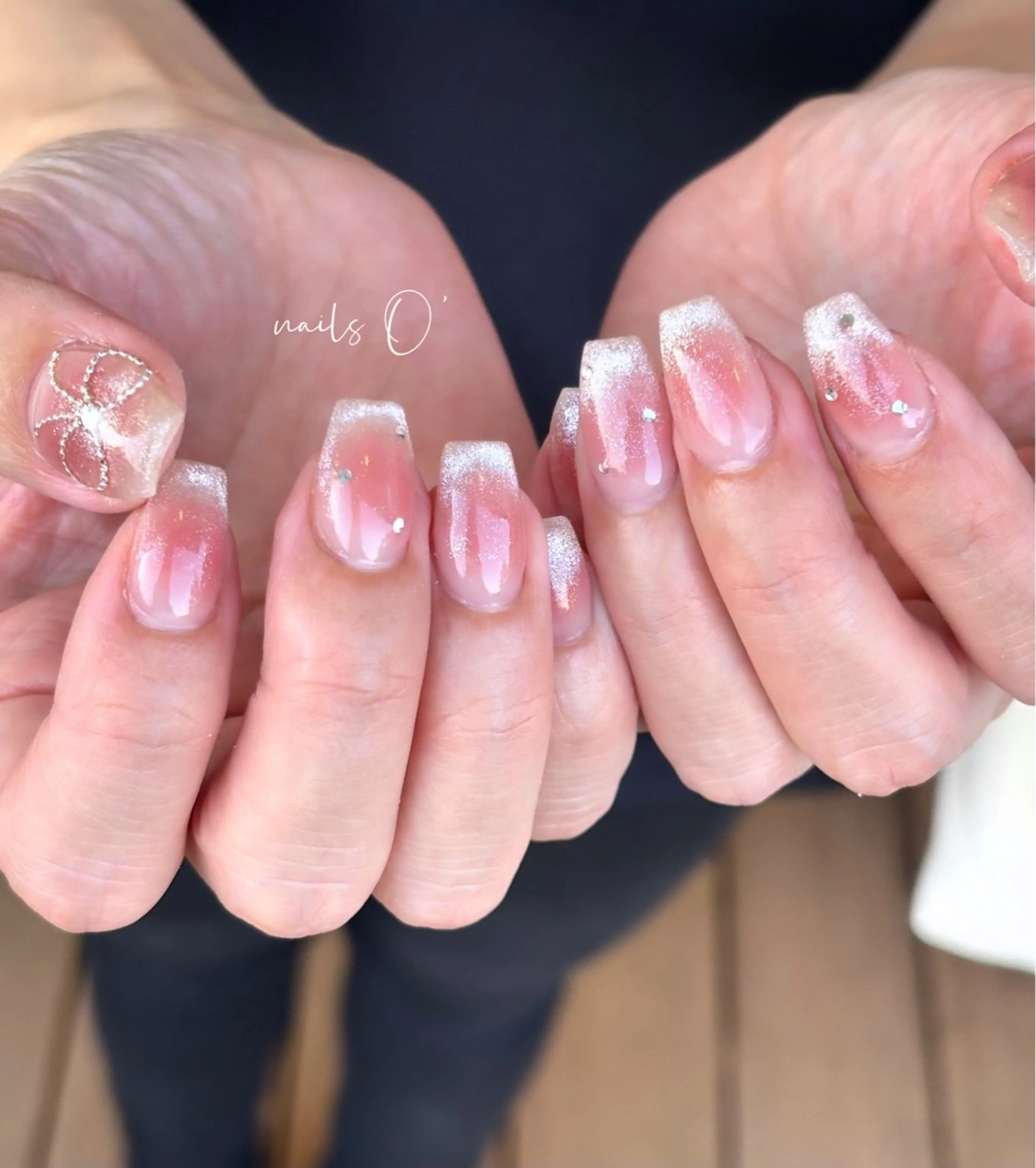 ネイル 大人可愛いネイル🎗 Hinaのネイルデザイン