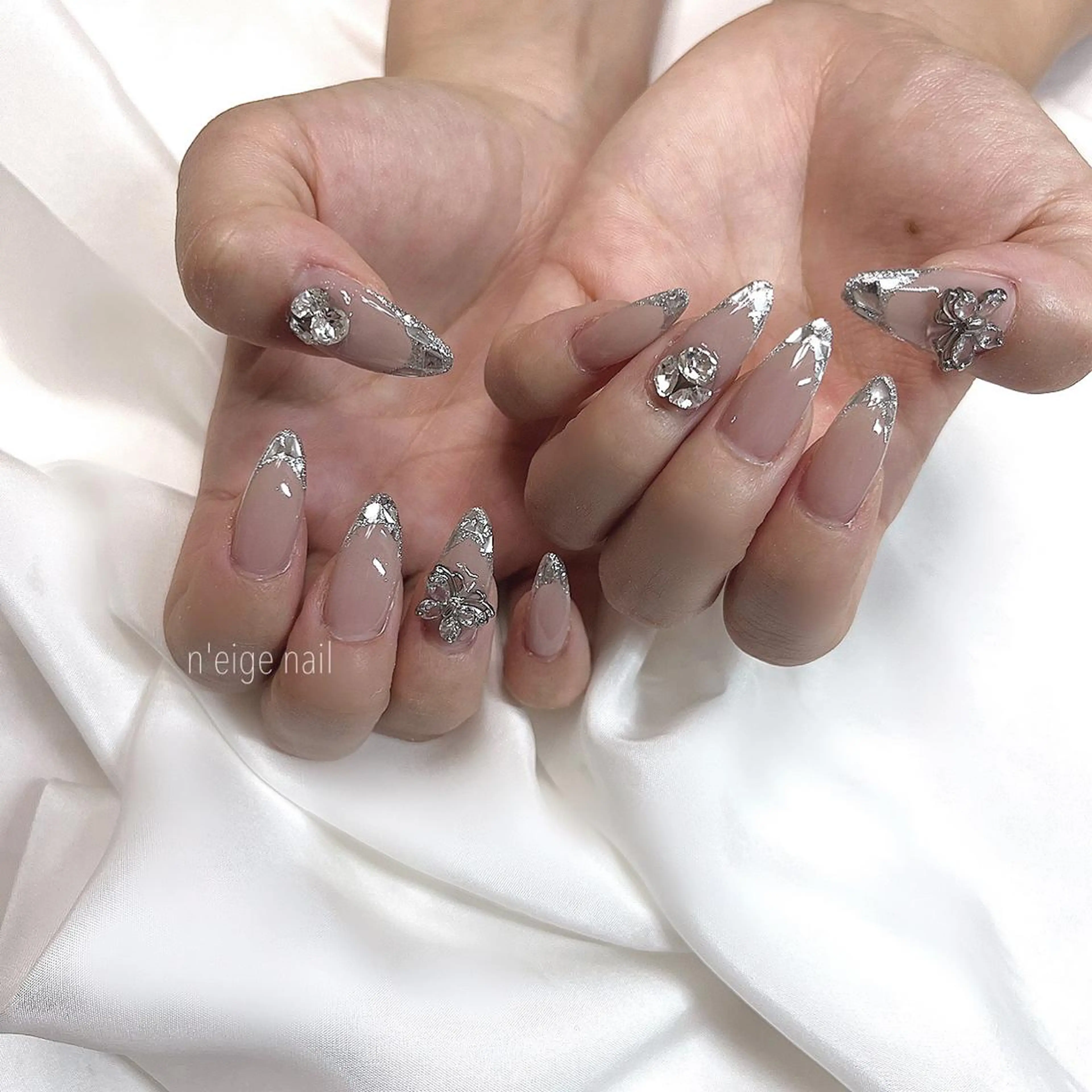 ネイル フットネイル フレンチネイル ガラスフレンチ グラデーション 韓国ネイル n'eige nail所属・大谷 綾香のネイルデザイン