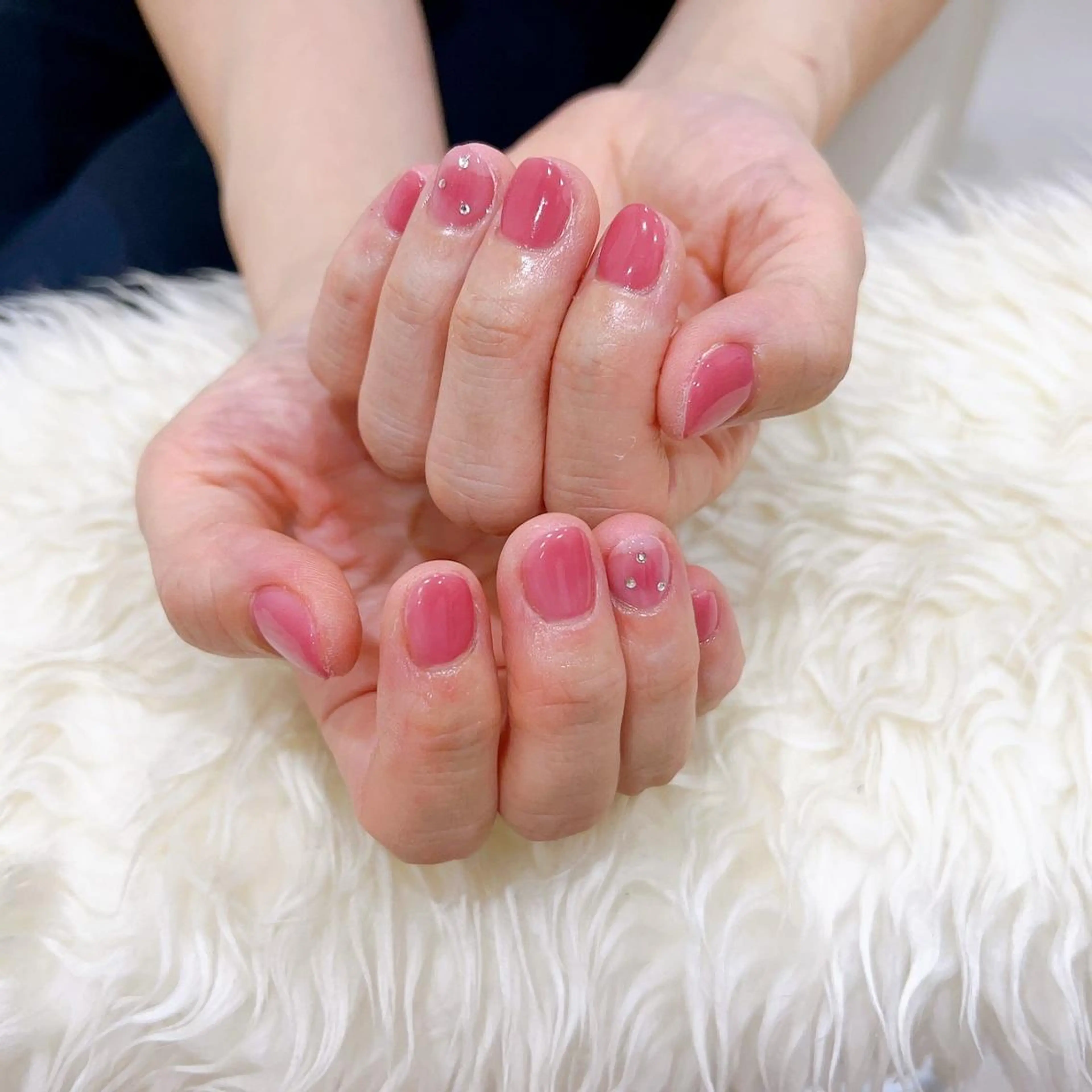 ネイル マツエク・マツパ アイブロウ 眉カラー 韓国風マツエク パリジェンヌラッシュリフト まつげパーマ ワンホンマツエク ハンドネイル Nail&eye Belire 新宿のネイルデザイン