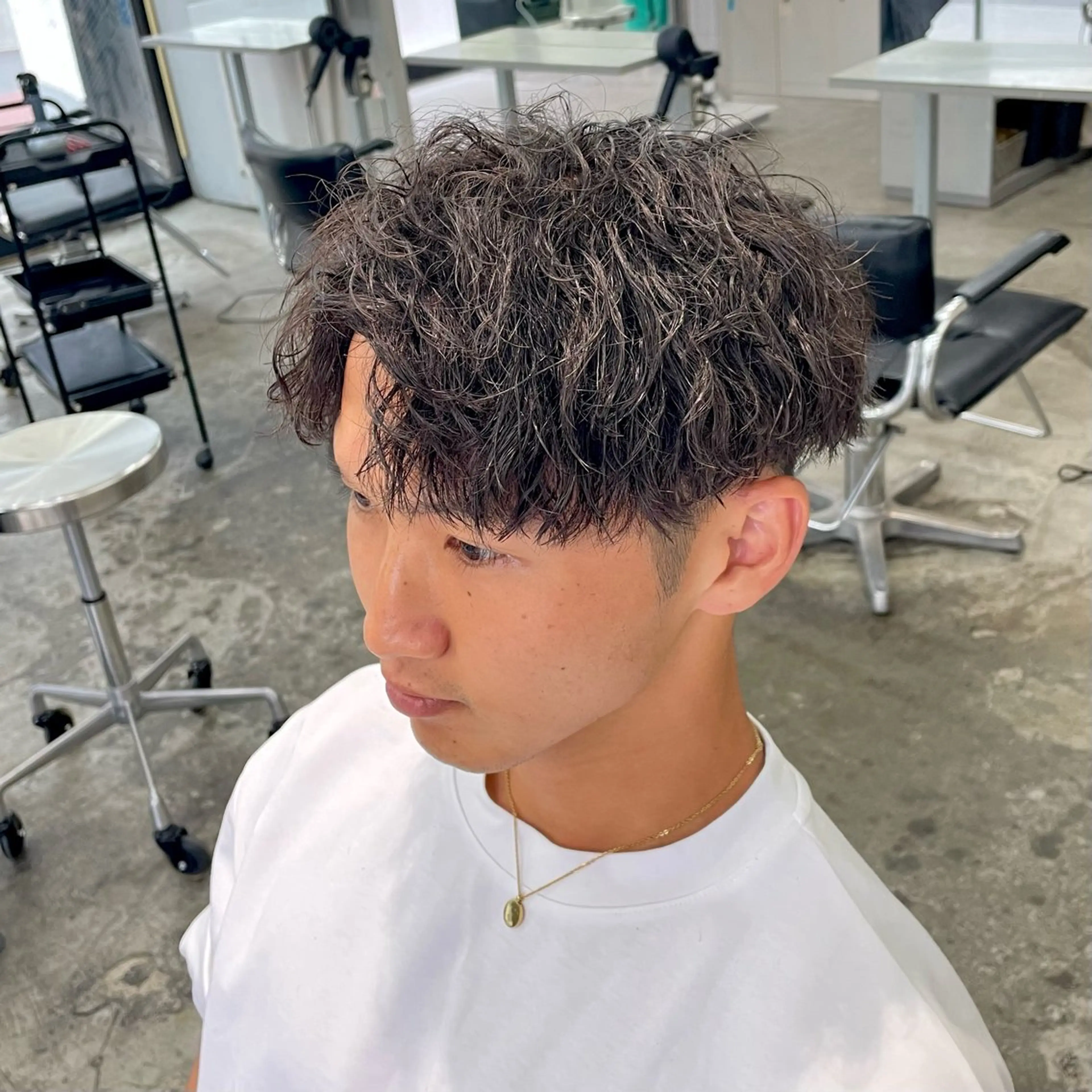 ショート パーマ メンズ ショートヘア カット パーマ メンズ特化美容師/ 藤戸 椋のヘアスタイル