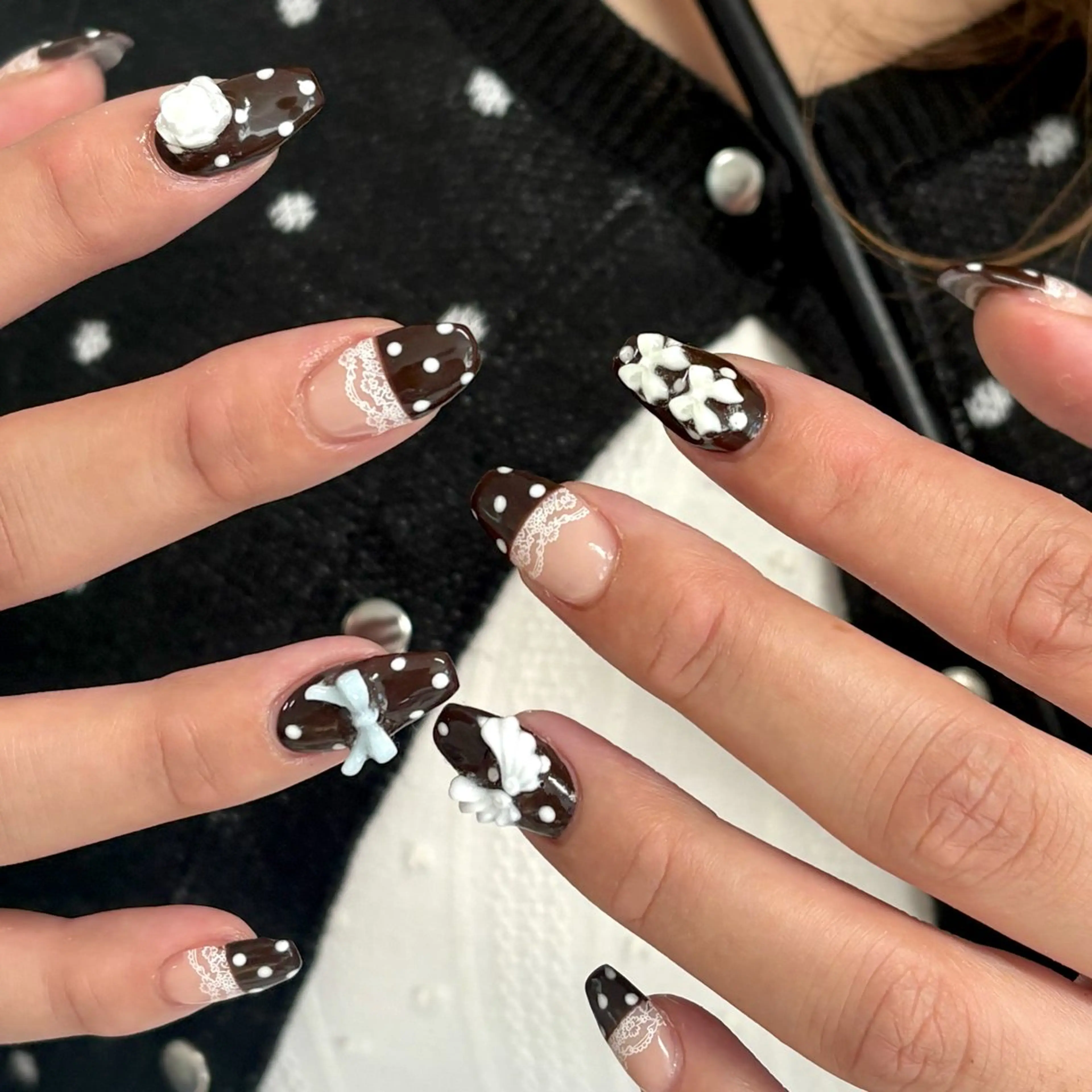 ネイル ハンドネイル ネイルサロンAmo 🎀のネイルデザイン