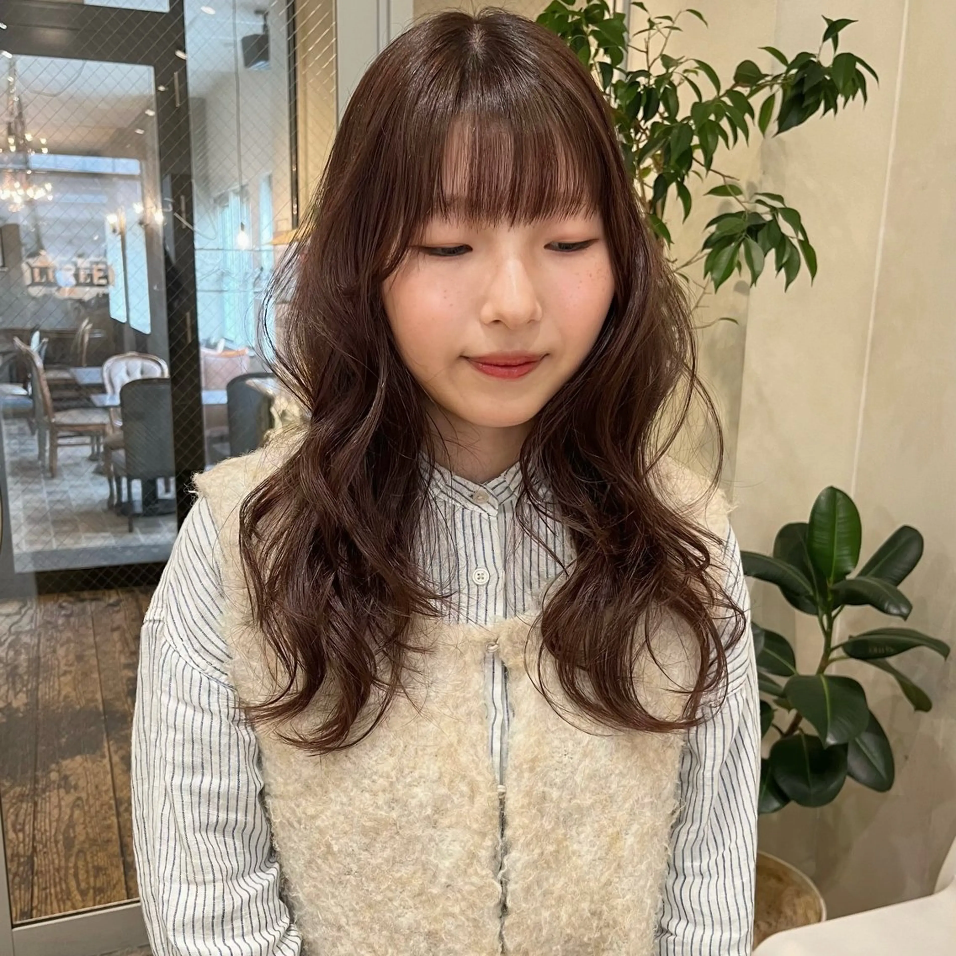 ロング カラー レイヤーカット カット ヘアカラー トリートメント SiLO yuri andoのヘアスタイル