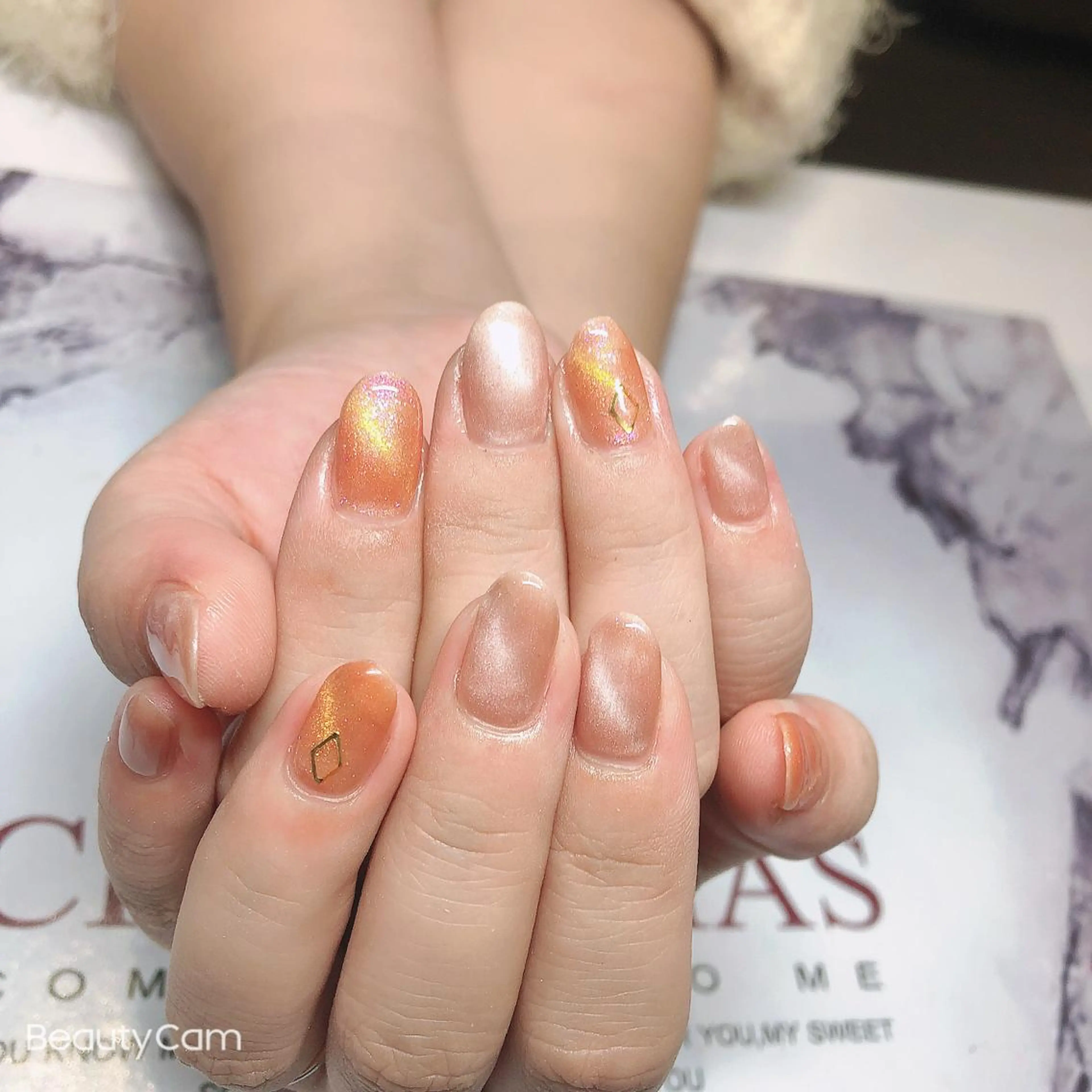 ネイル Guarendo錦糸町店所属・ガレンドウ 白澤 愛子のネイルデザイン