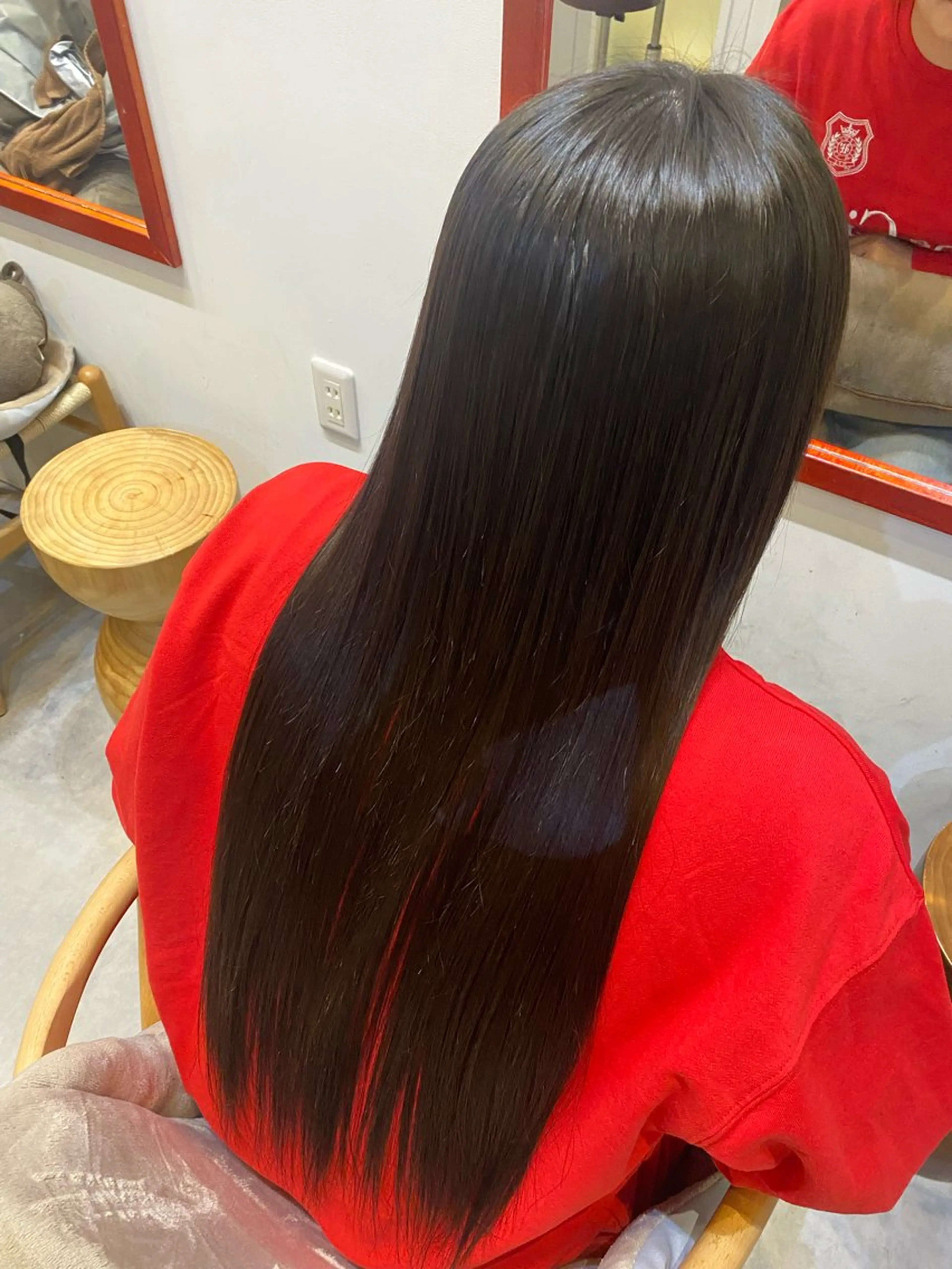 ロング 西川 結のヘアスタイル
