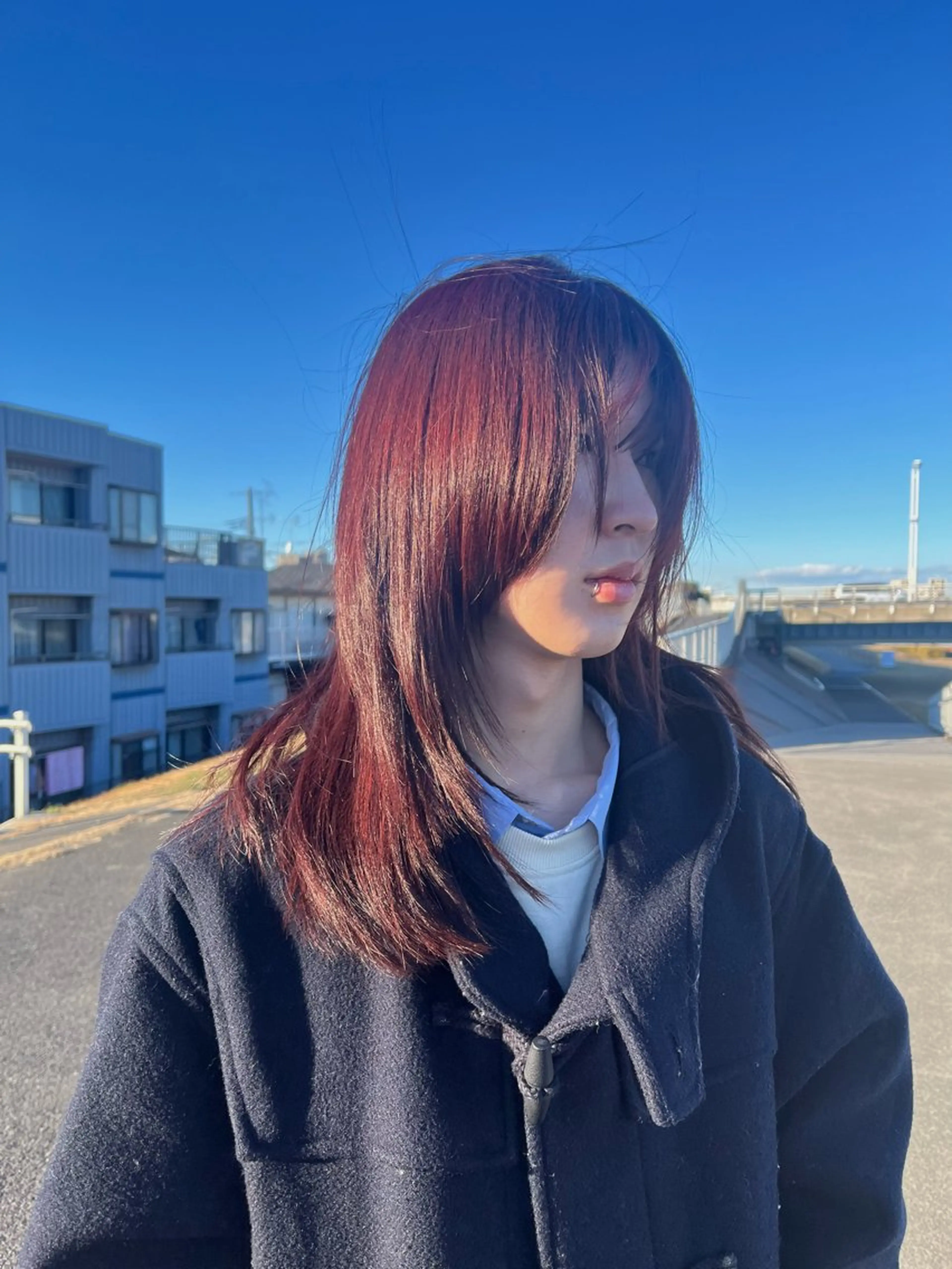 ミディアム レイヤーカット sourceliebe所属・韓国風前髪顔周り バーバーakaneのヘアスタイル