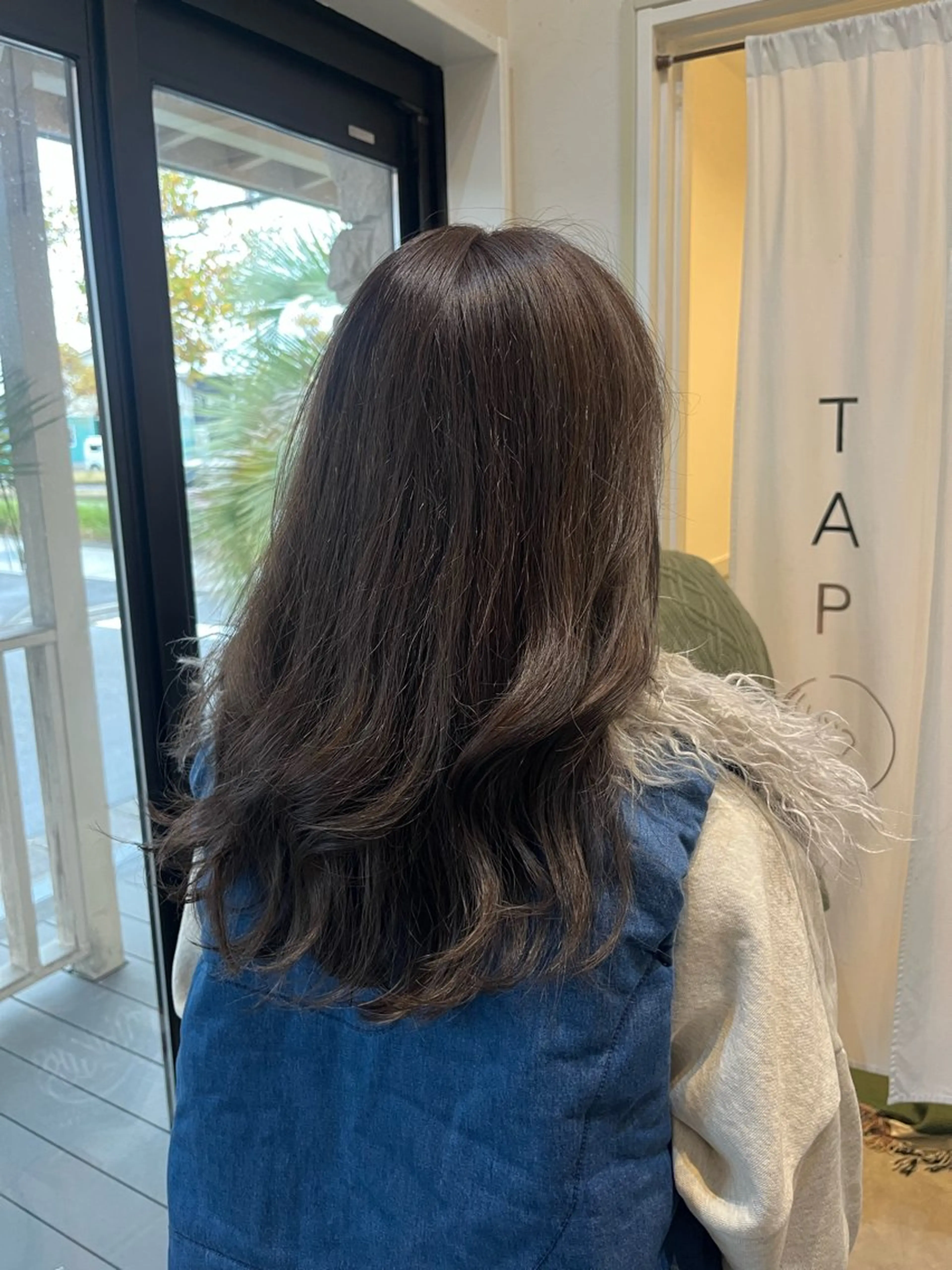 セミロング カット ヘアカラー 金沢市/美容師/ 岡島由希美のマツエク・マツパデザイン