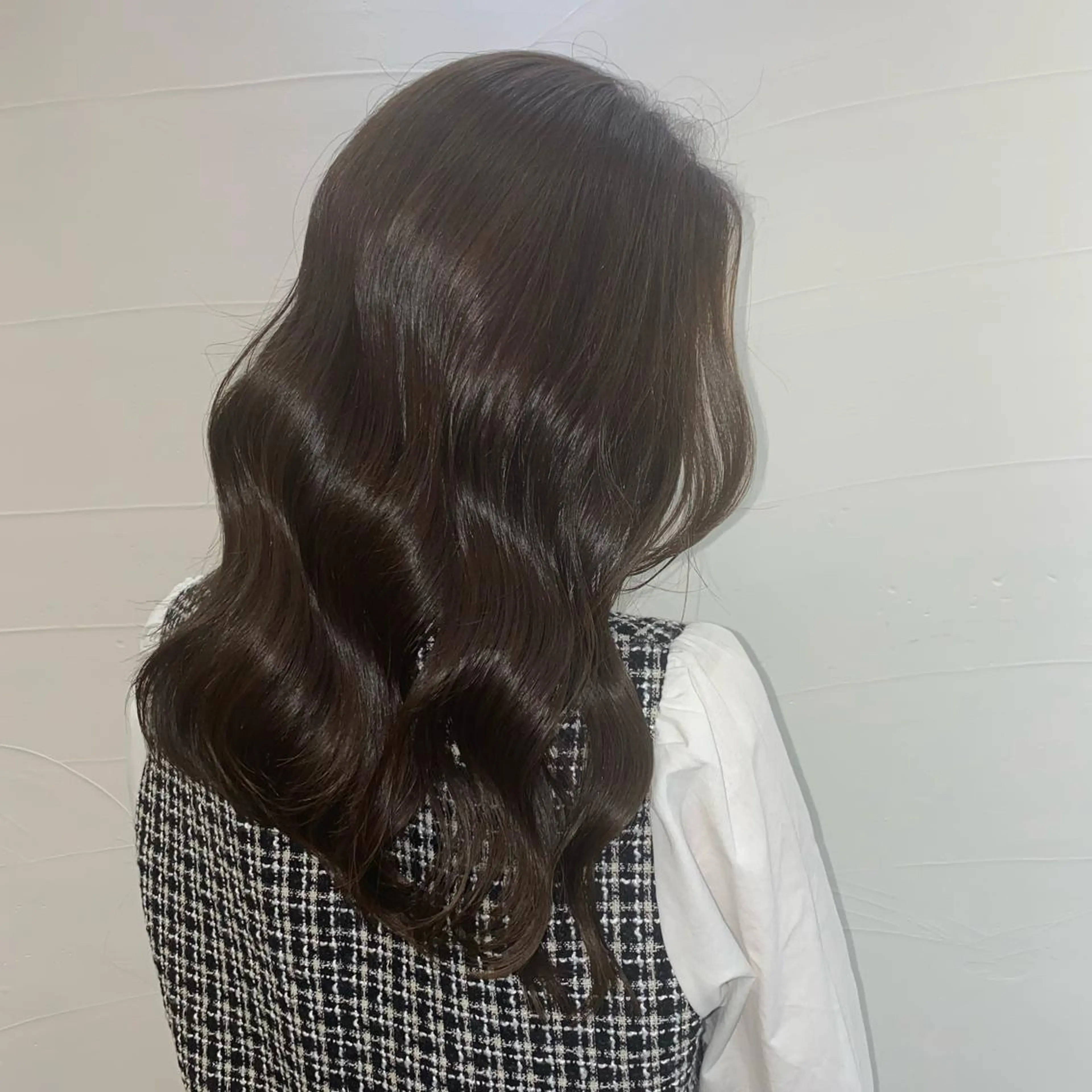 ロング カラー アディクシーカラー アッシュ アッシュブラウン バレイヤージュ ミストバング 韓国ヘア特化 💟 ララア 💟のヘアスタイル