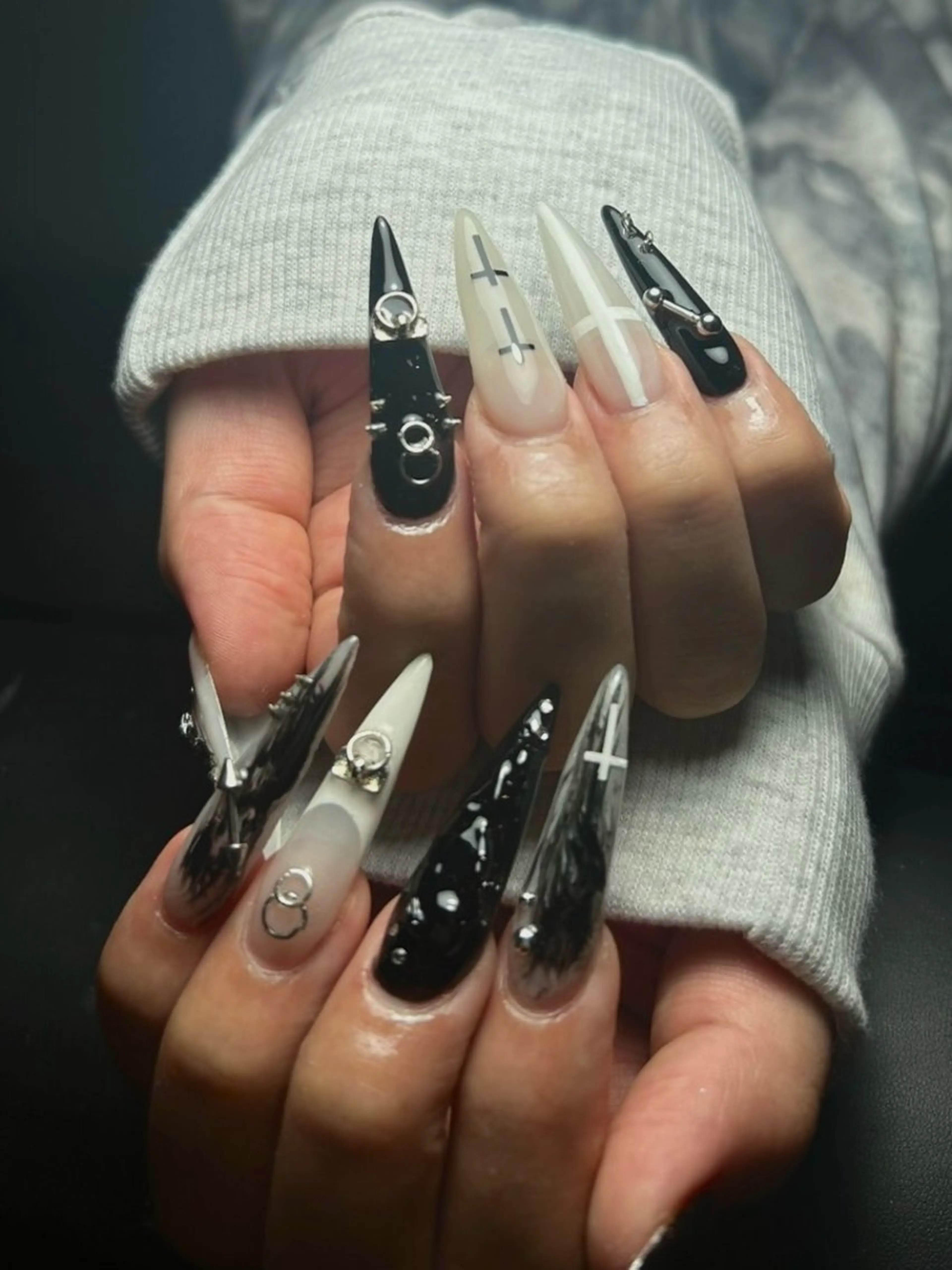 ネイル 韓国ネイル ロングネイル マットネイル スカルプネイル ワンホンネイル モンナ CCのネイルデザイン