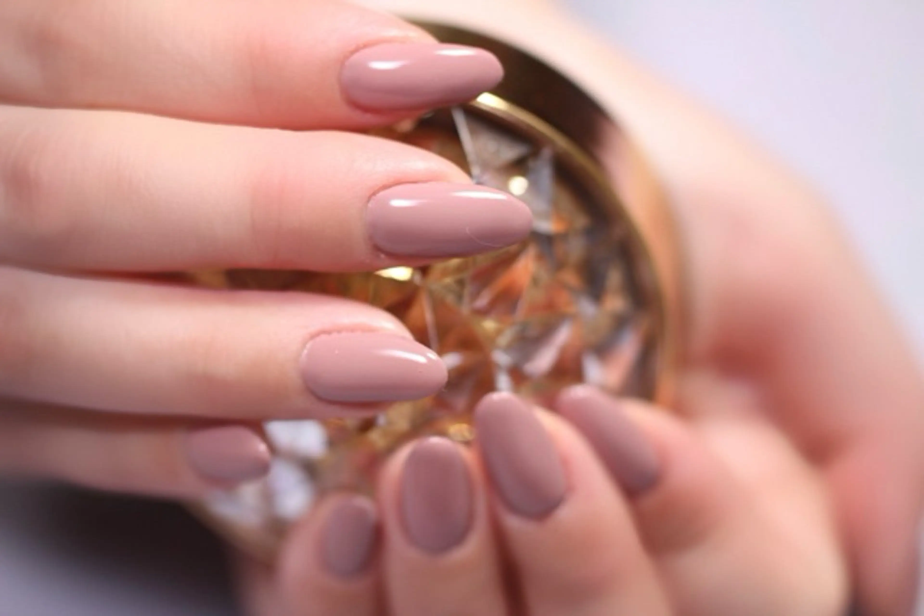 ネイル ジェルネイル ワンカラーネイル ママリンド　志村坂上店所属・しみ えんのネイルデザイン