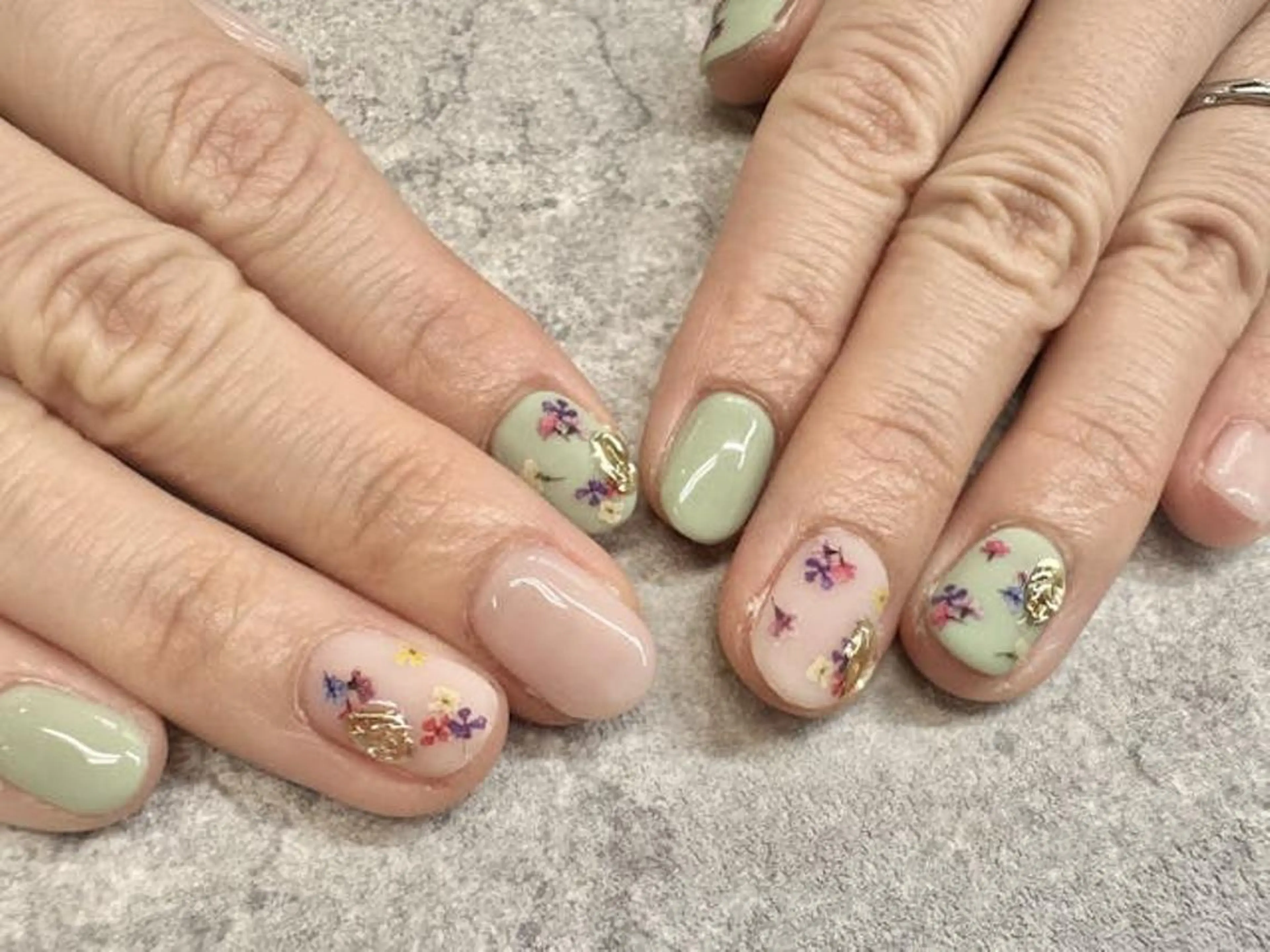 ネイル FASTNAIL PLUS 新宿店のネイルデザイン