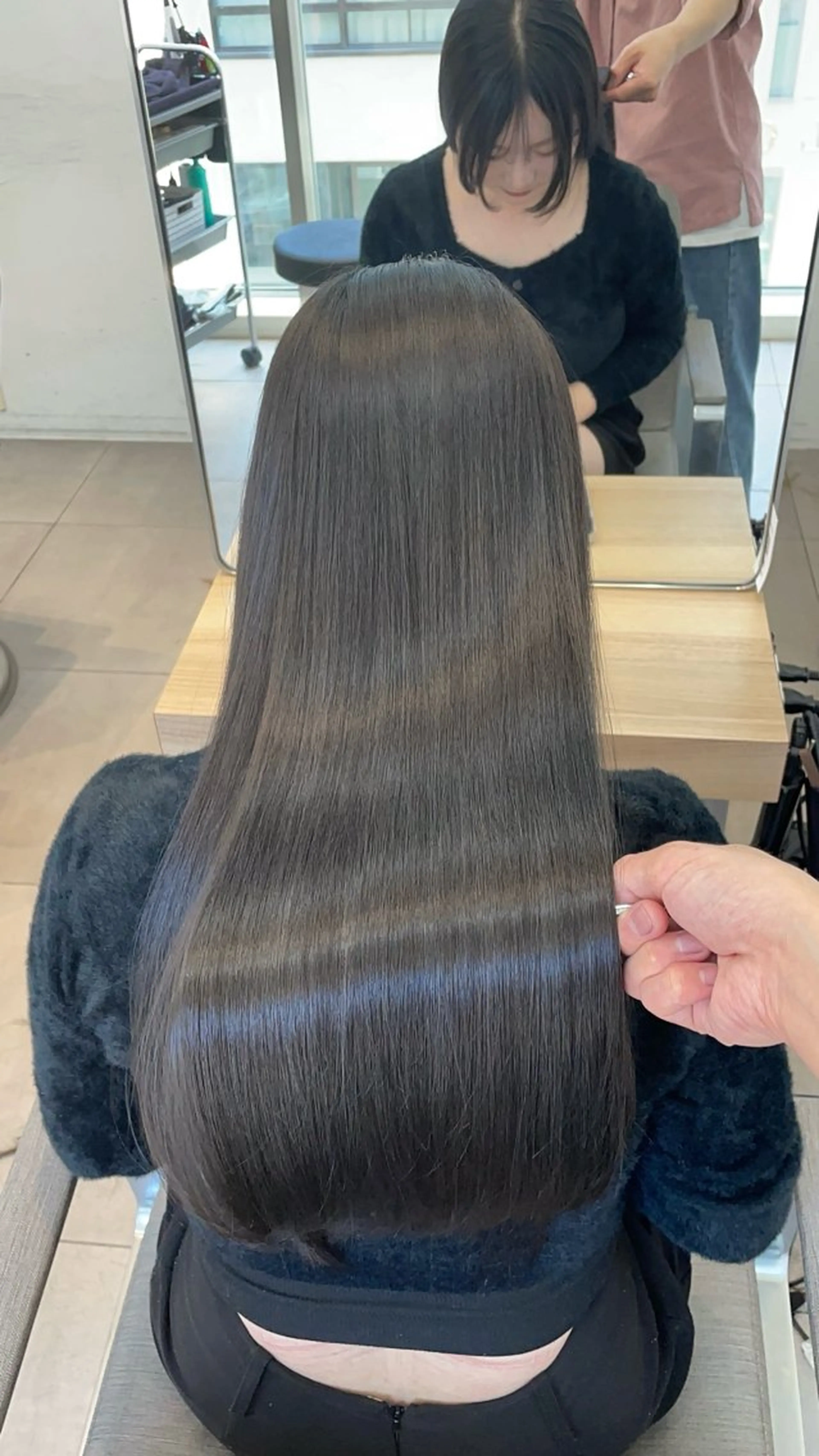 ロング カット 縮毛矯正 トリートメント ヘッドスパ ✨髪質改善✨美髪 矯正🫧小泉のヘアスタイル