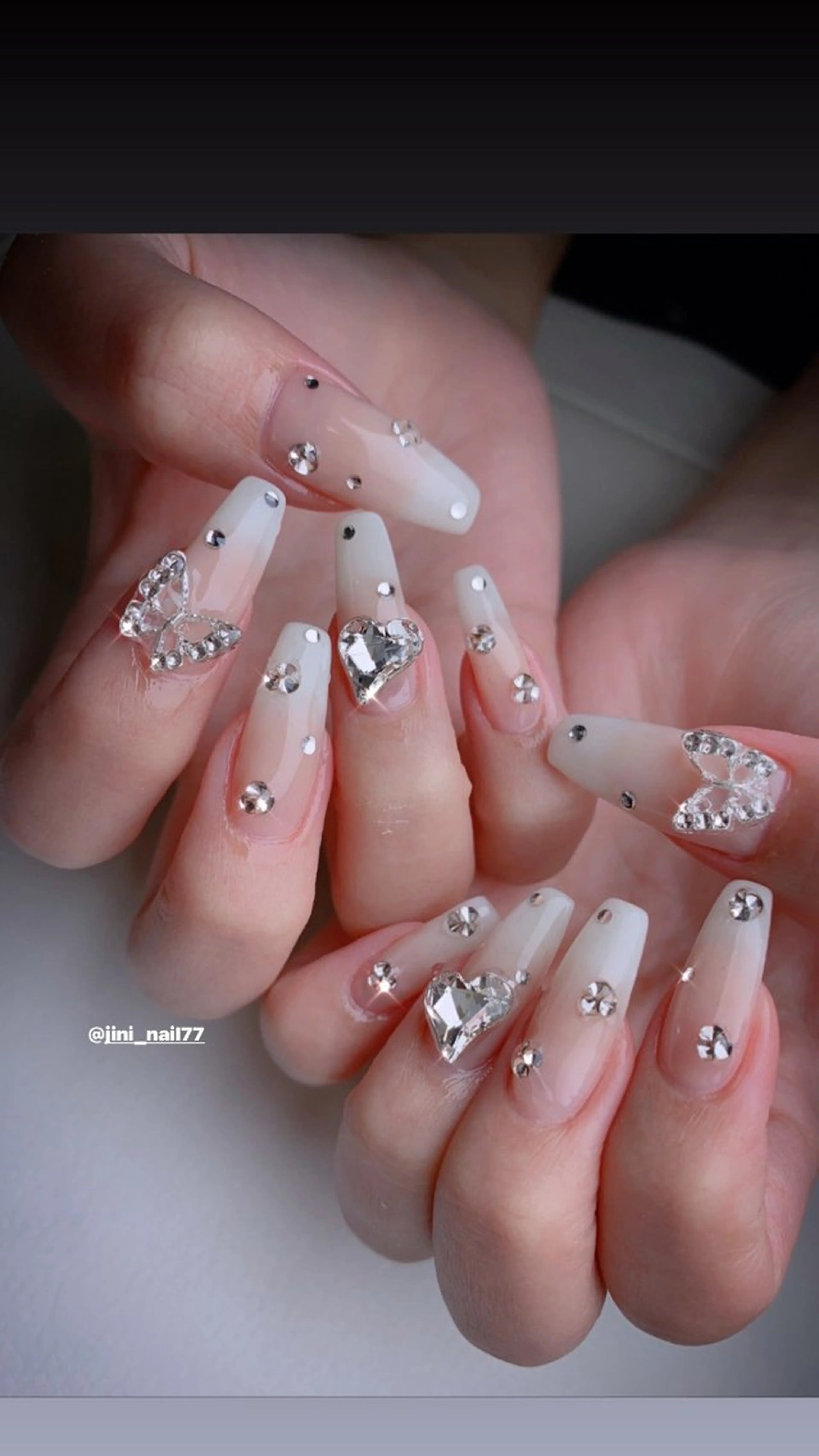 ネイル JINI NAIL所属・ジニ ネイルのネイルデザイン