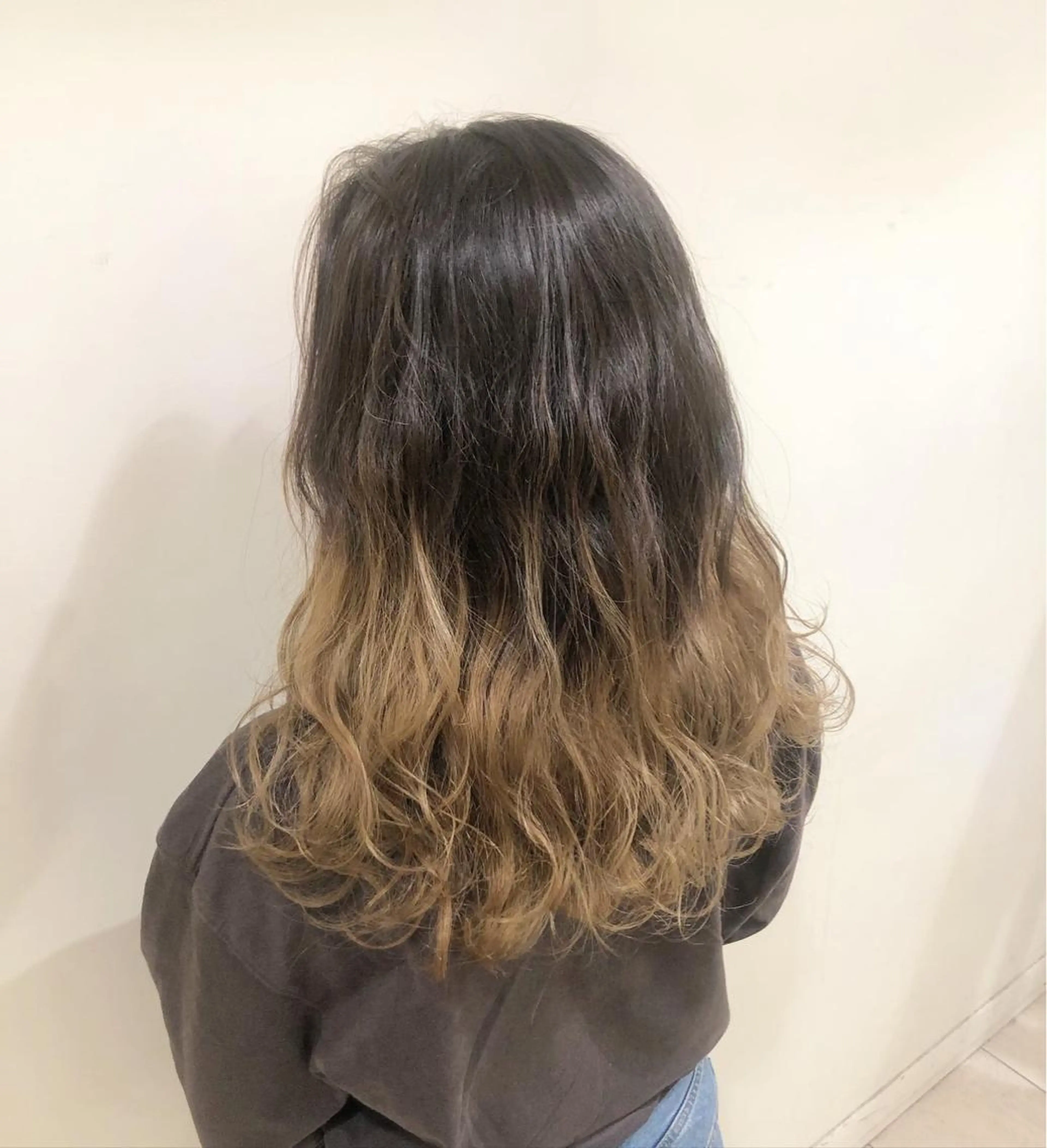 似合わせカット&グラデーションダブルカラー（ブリーチ込み）&2stepトリートメントの写真