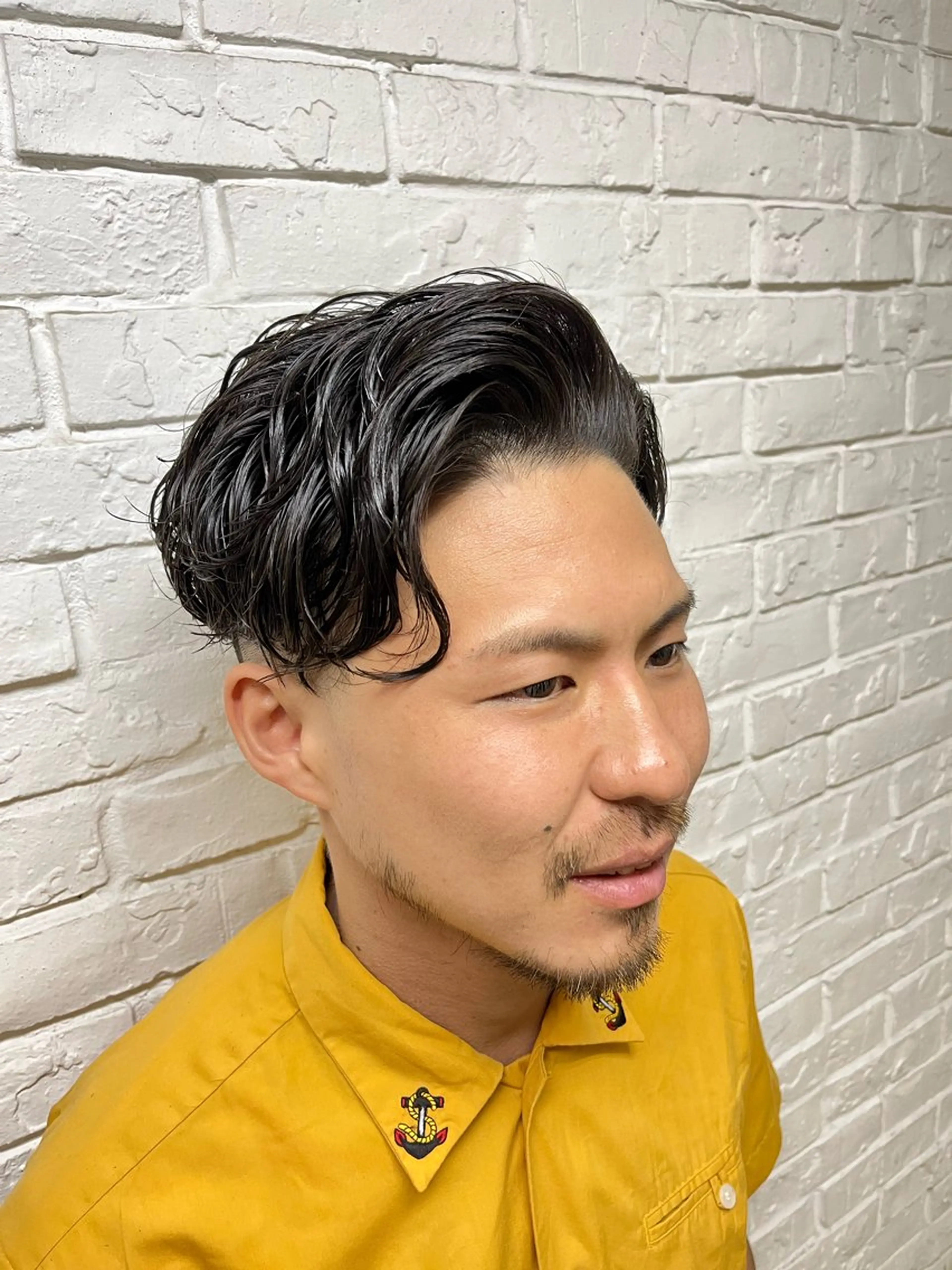 ショート パーマ メンズ センターパート ダウンパーマ フェードカット メンズハイライト メンズパーマ カット パーマ トリートメント 💈メンズ特化💈 TASUKUのヘアスタイル