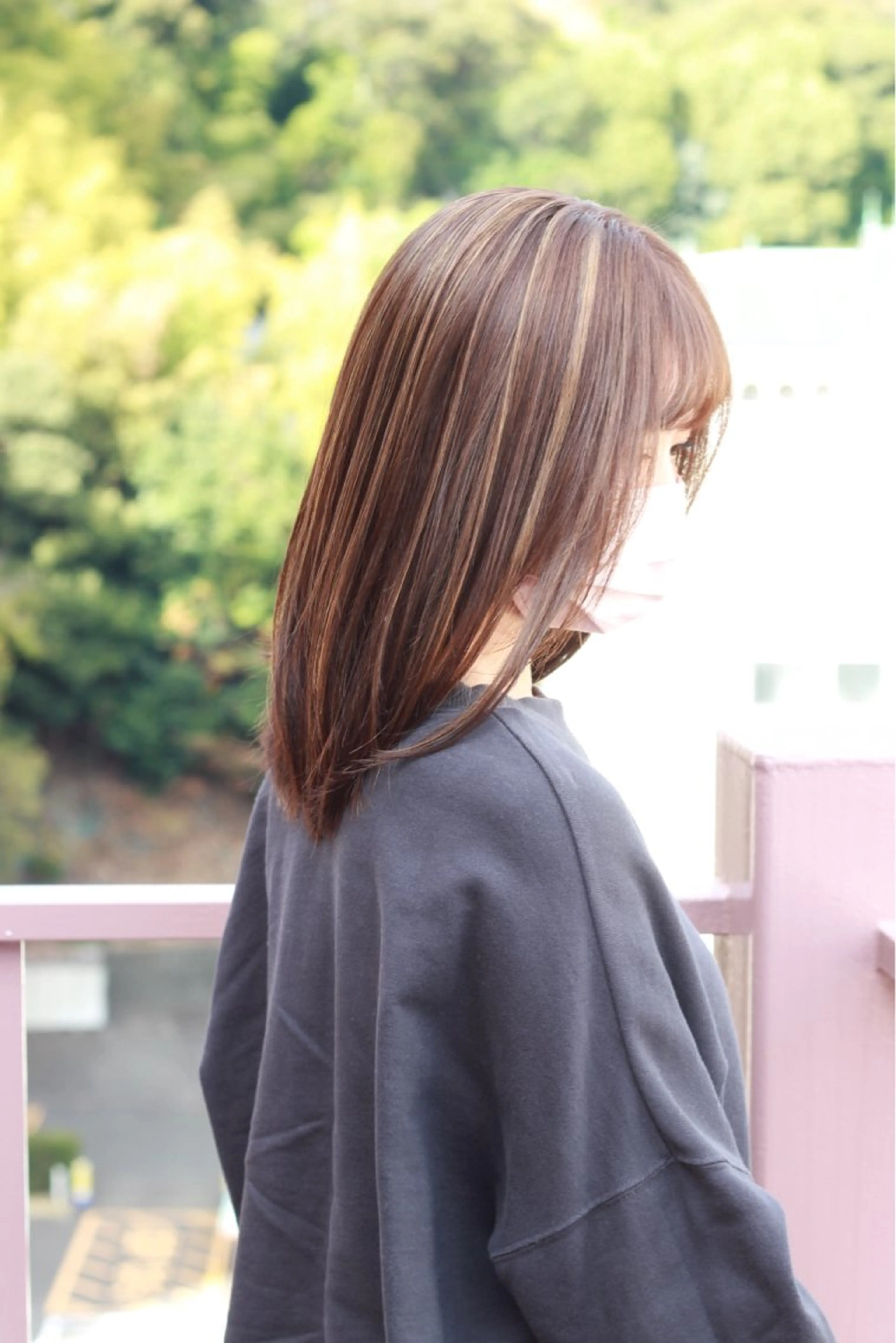 セミロング カラー ベージュカラー ハイライトカラー ハイライト ヘアカラー Viage （ビアージュ）のヘアスタイル