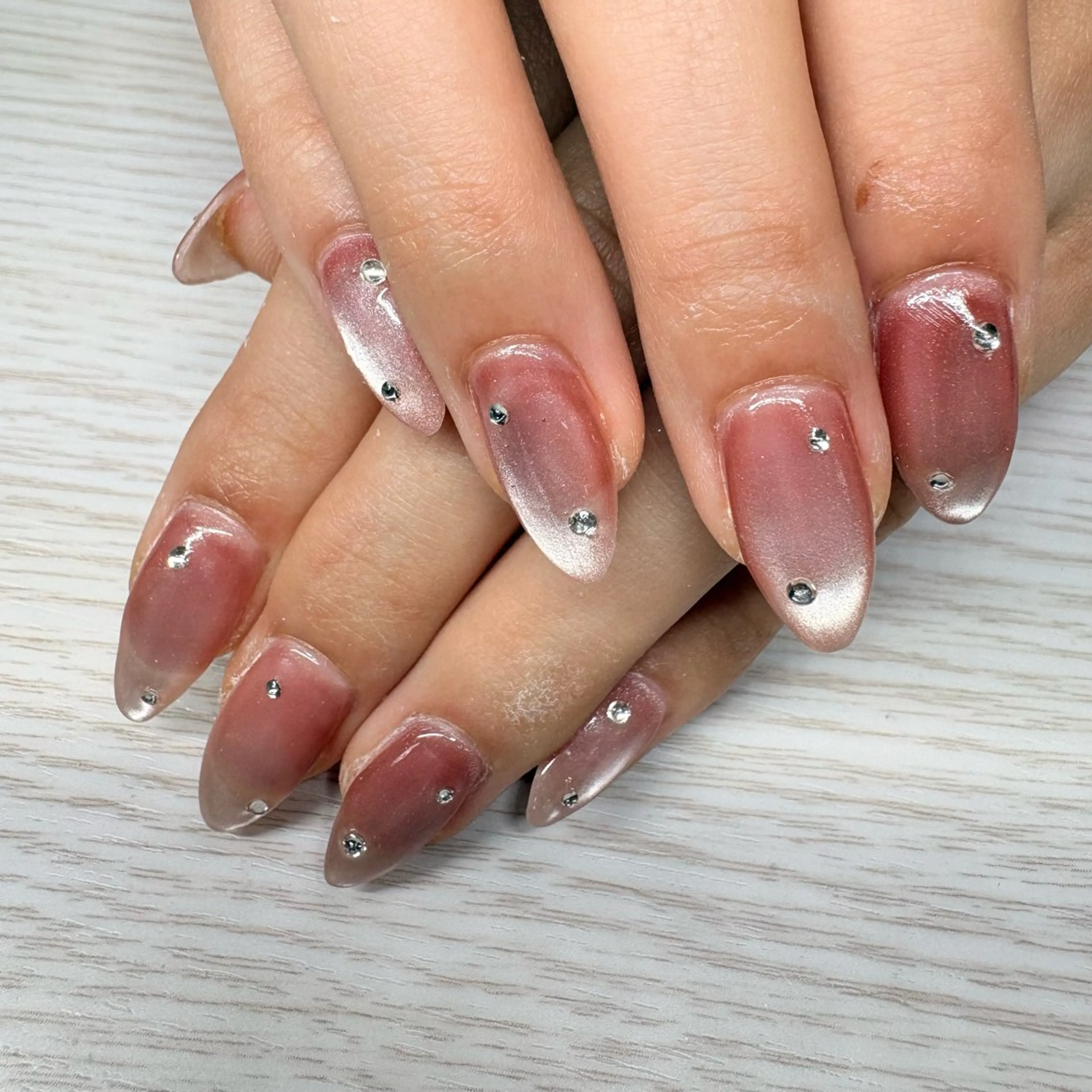 ネイル マグネットネイル ACADEMY SALON hush hush by TRU  新宿南口店所属・TRU さやかのネイルデザイン