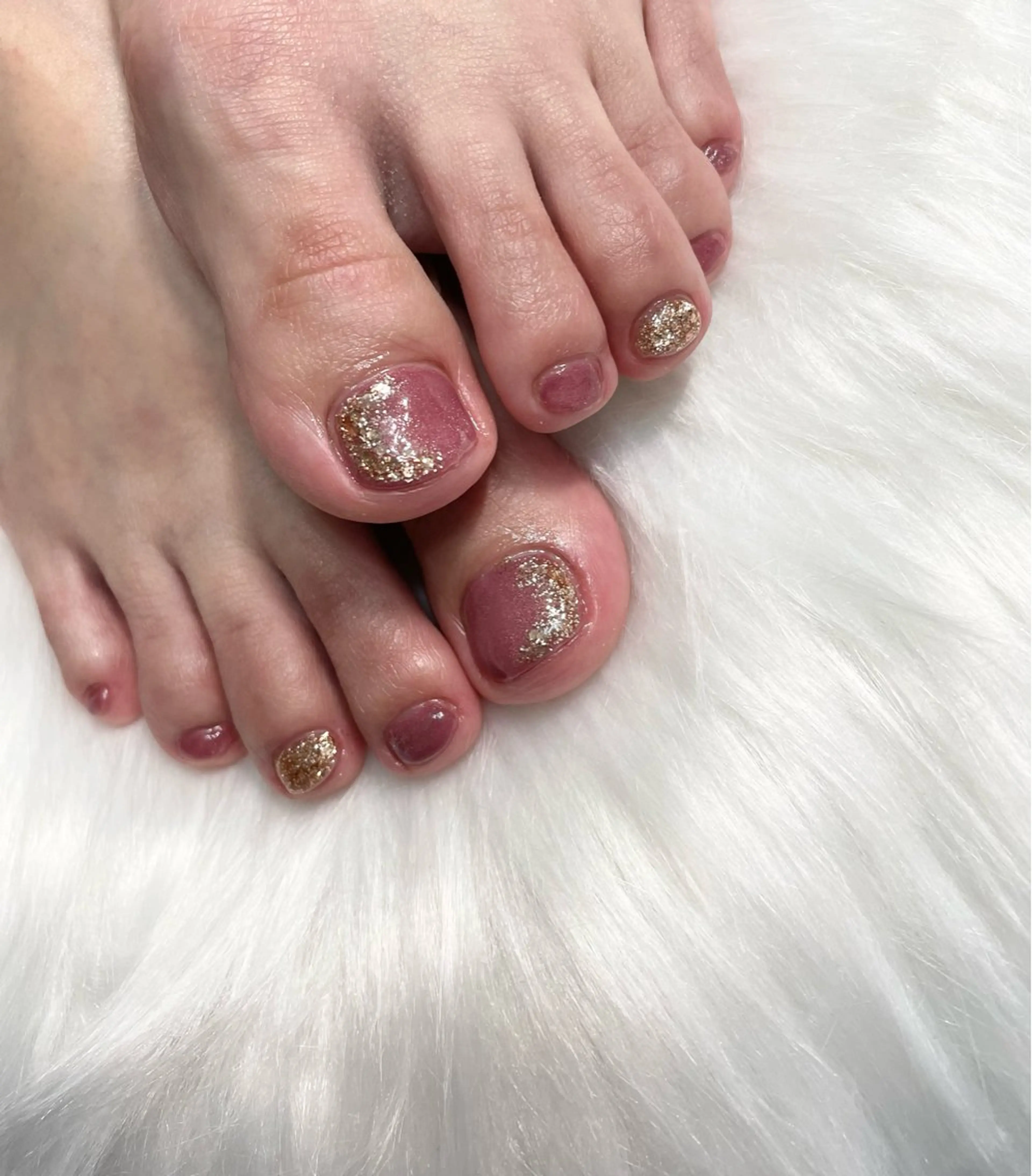 ネイル アートネイル フットネイル ラメ(グリッター) ネイル florのネイルデザイン