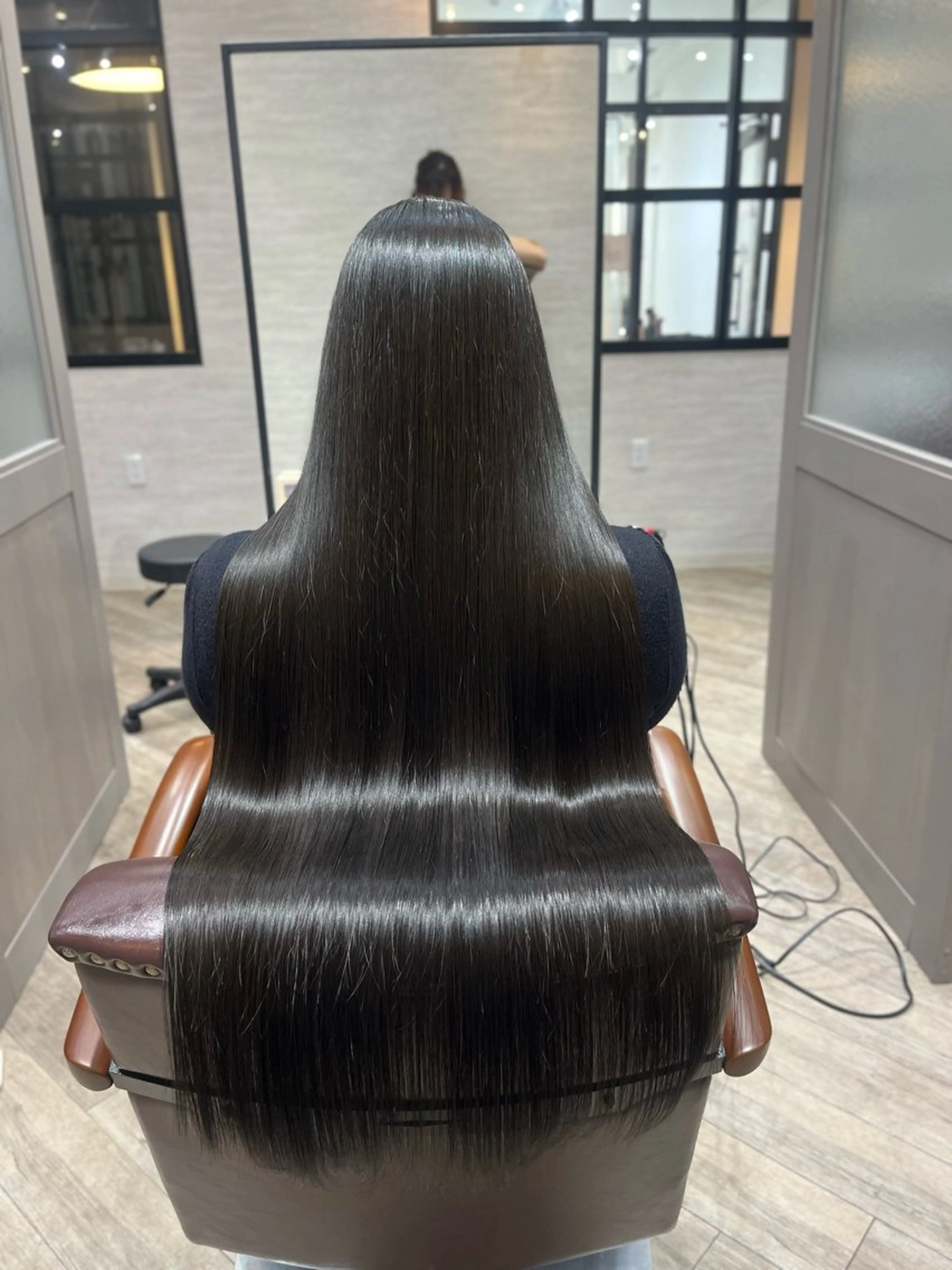 ロング カラー グレージュ オリーブグレージュ オリーブグレー 🫧ぷる艶カラー🫧 Yuubi🦩のヘアスタイル