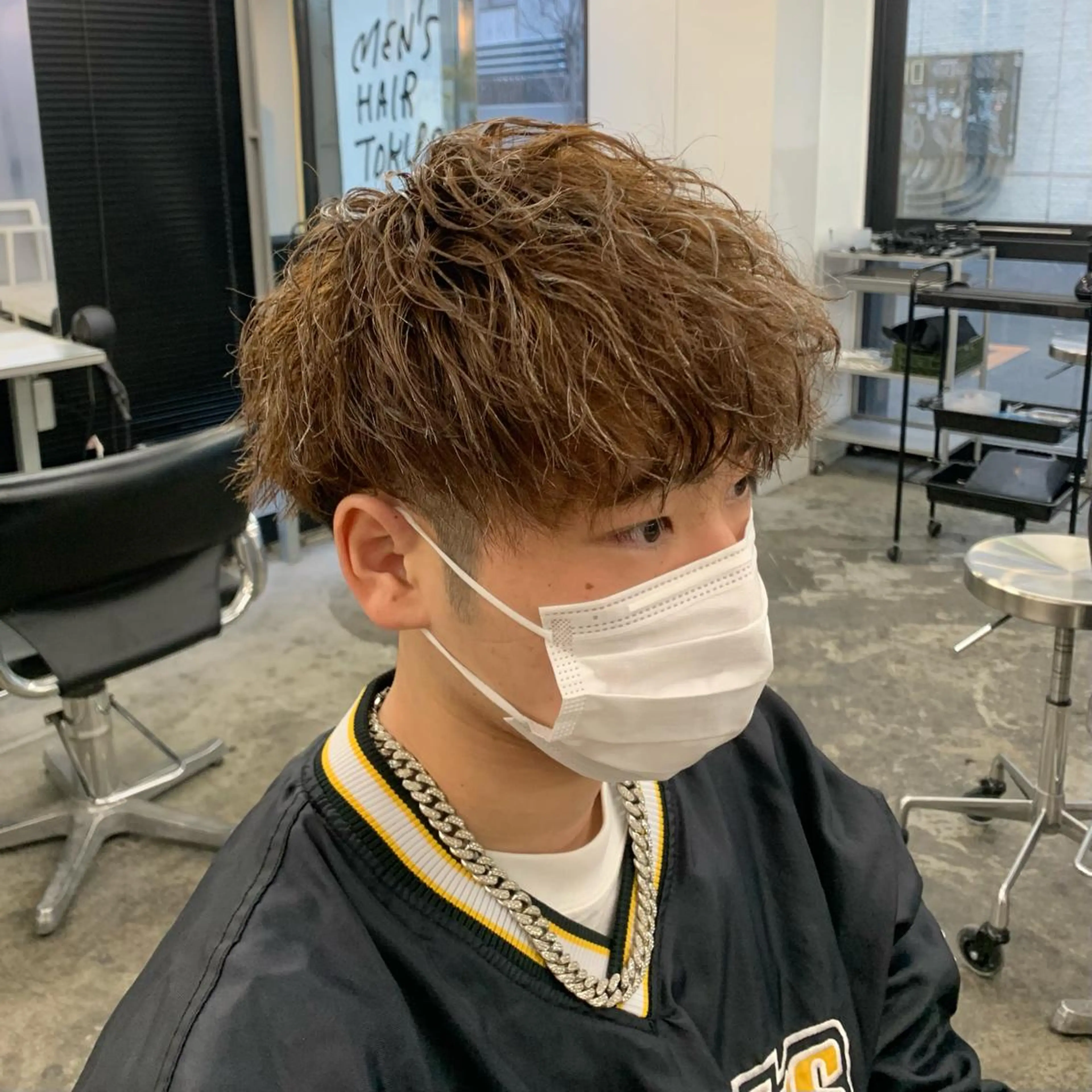 ショート カラー パーマ メンズ メンズハイライト ハイライトカラー ハイライト カット ヘアカラー パーマ メンズ特化美容師/ 藤戸 椋のヘアスタイル