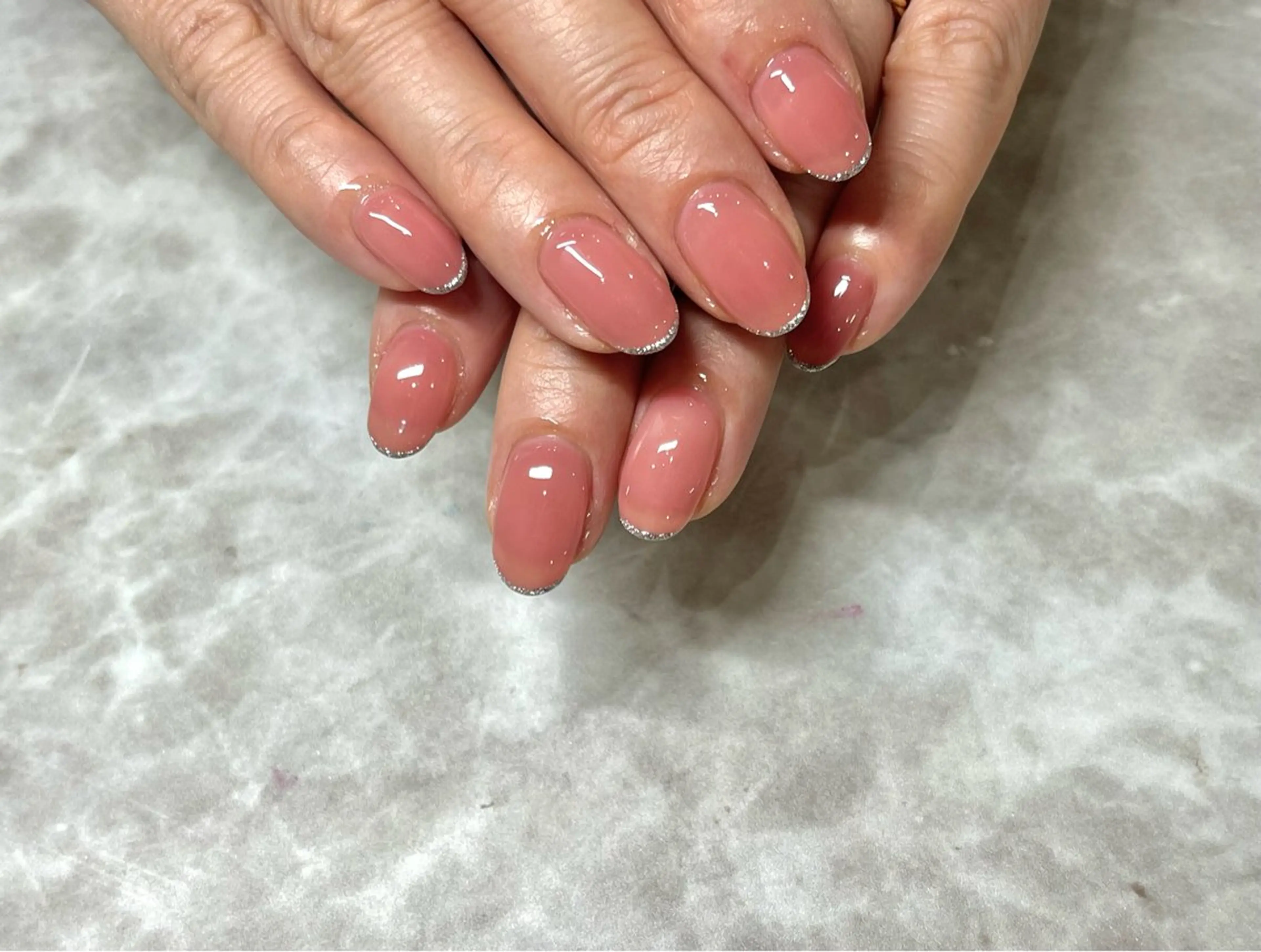 ネイル フレンチネイル ラメ(グリッター) Rich to 福岡のネイルデザイン