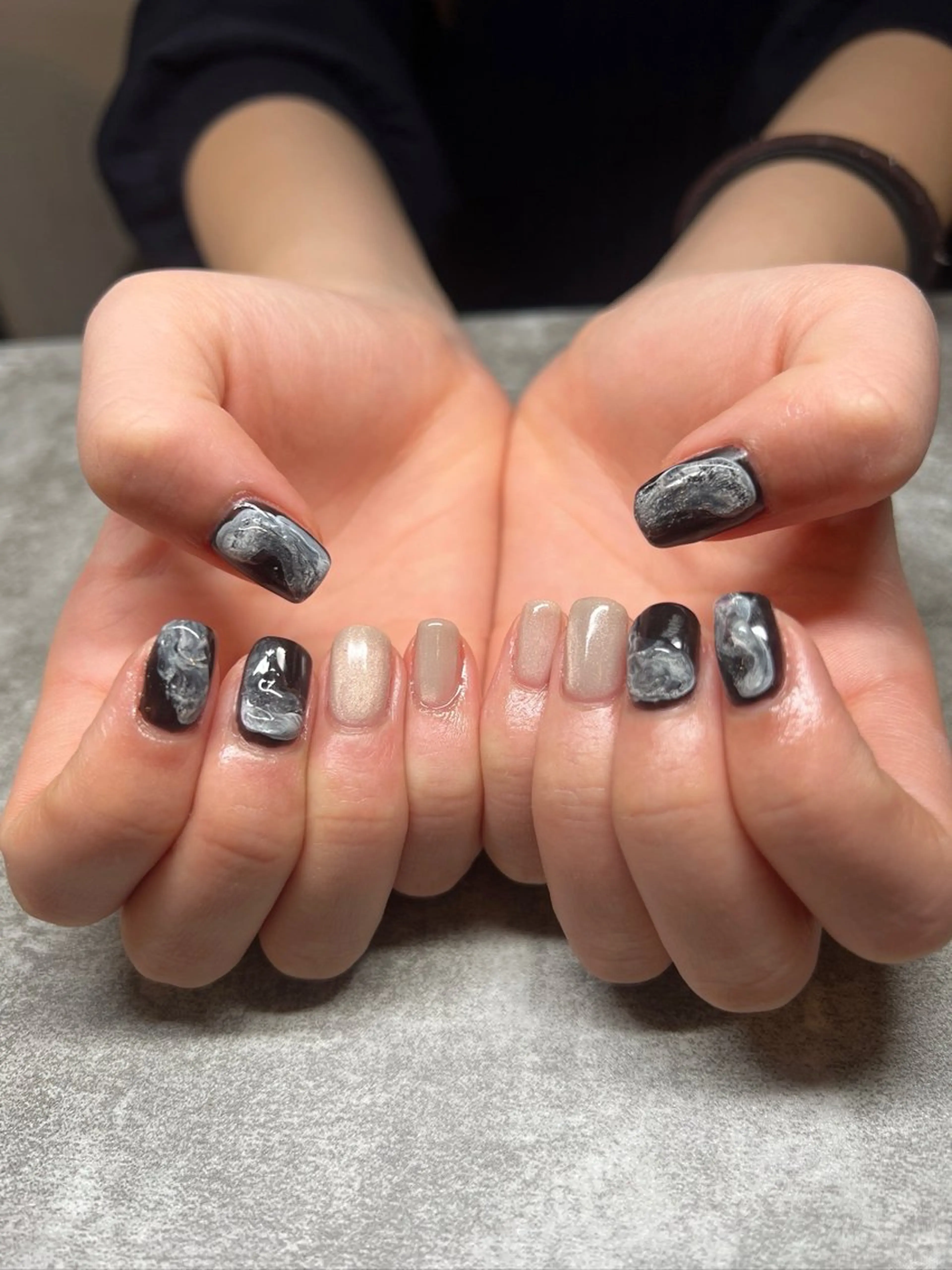 ネイル フットネイル ジェルネイル 韓国ネイル マグネットネイル ミラーネイル ハンドネイル 個性派ニュアンス nuts nail所属・【池袋】nuts nail　なつみのネイルデザイン