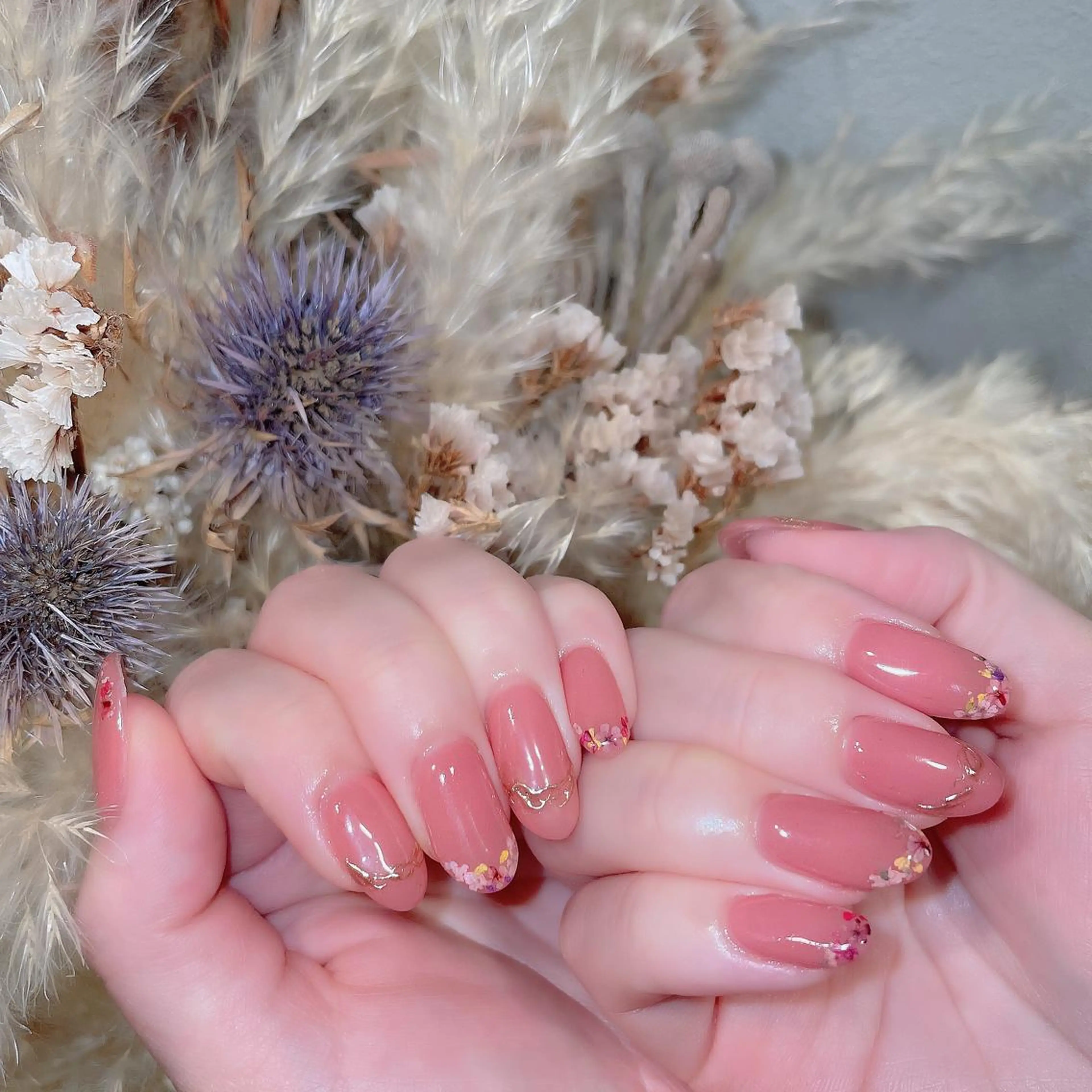 ネイル チークネイル フラッシュネイル フレンチネイル キラキラネイル 韓国ネイル ハンドネイル merci nail所属・merci nailのネイルデザイン